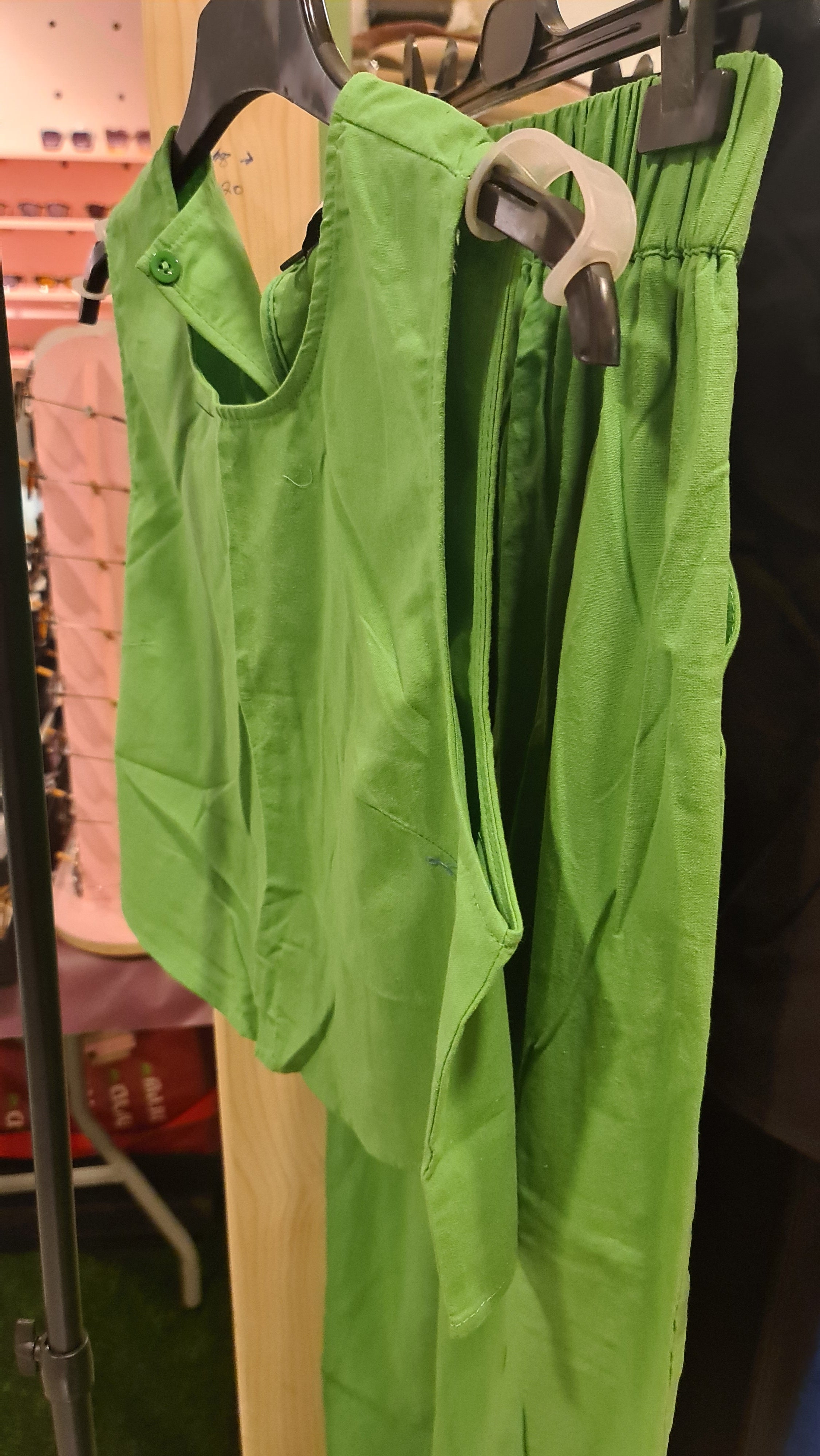 חליפת ווסט ומכנס