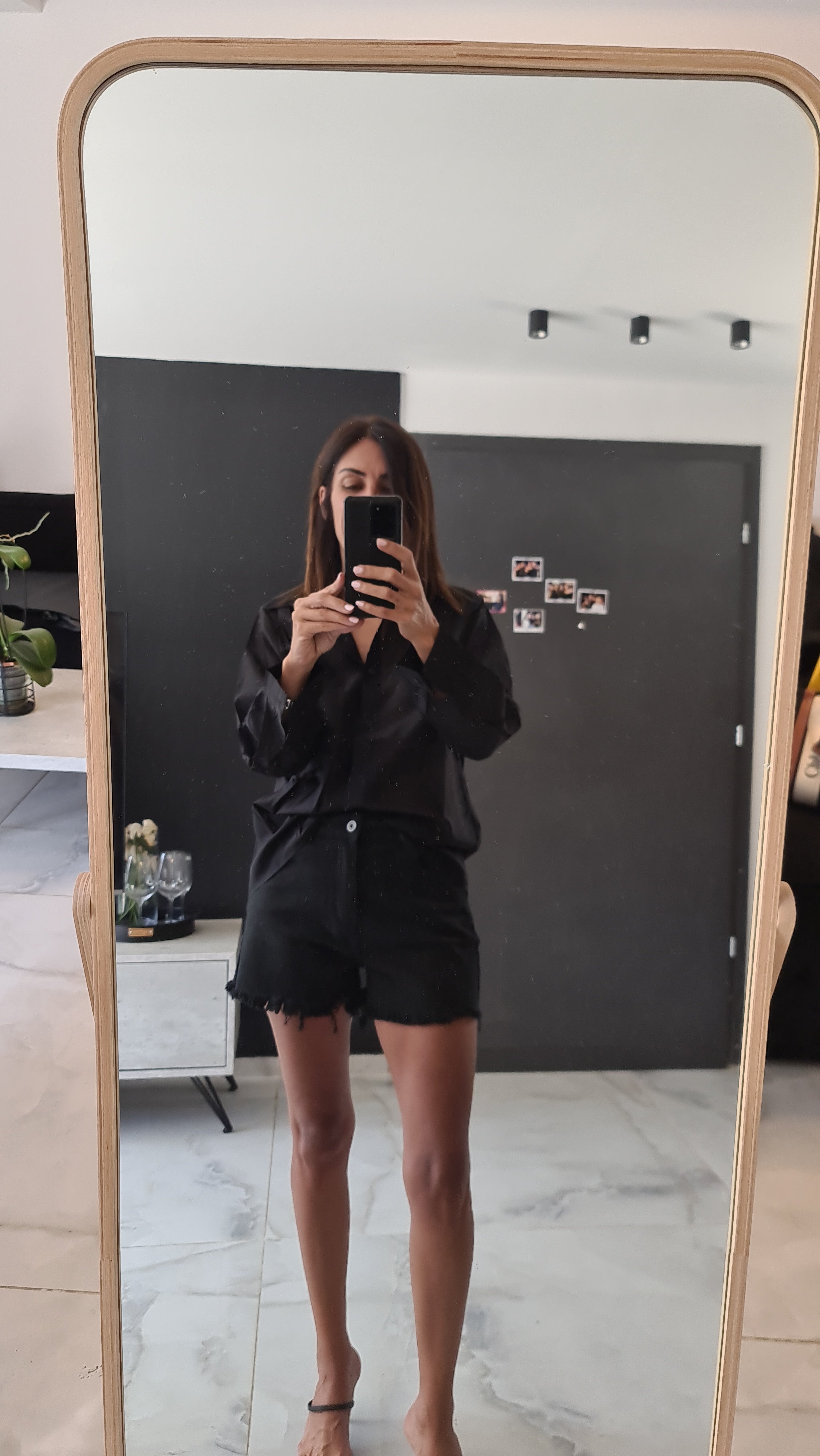 שורט גינס לייקרה