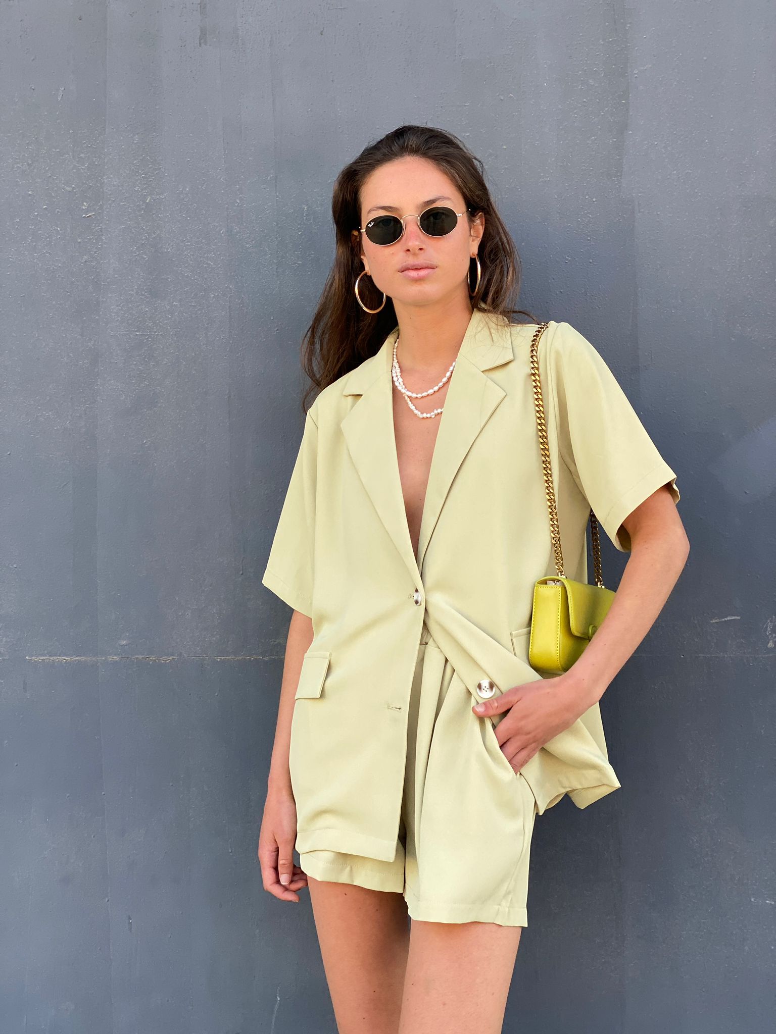 חליפת ג'קט שרוול קצר ושורט