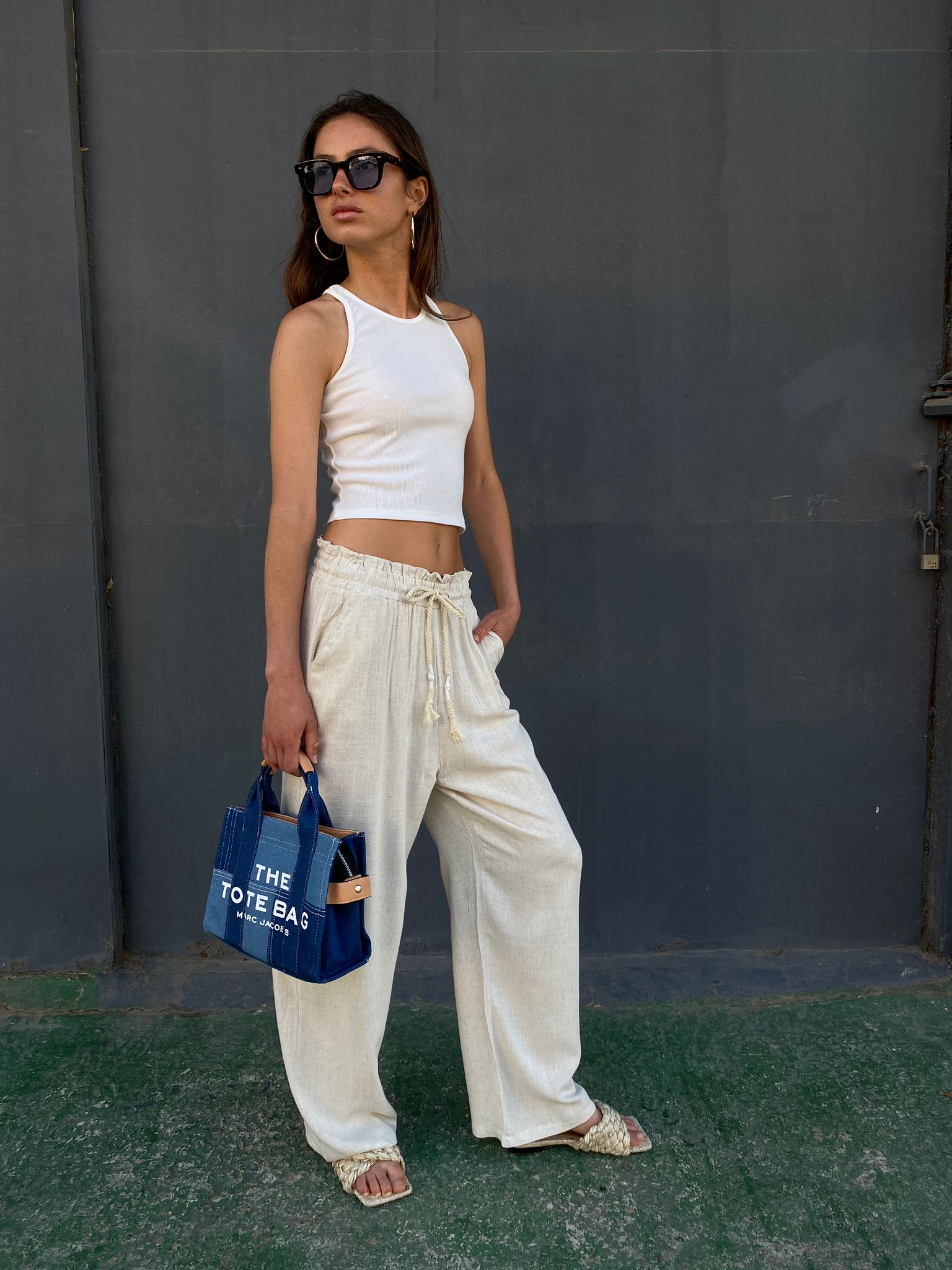 מכנס c פשתן רחב שרוך במותן