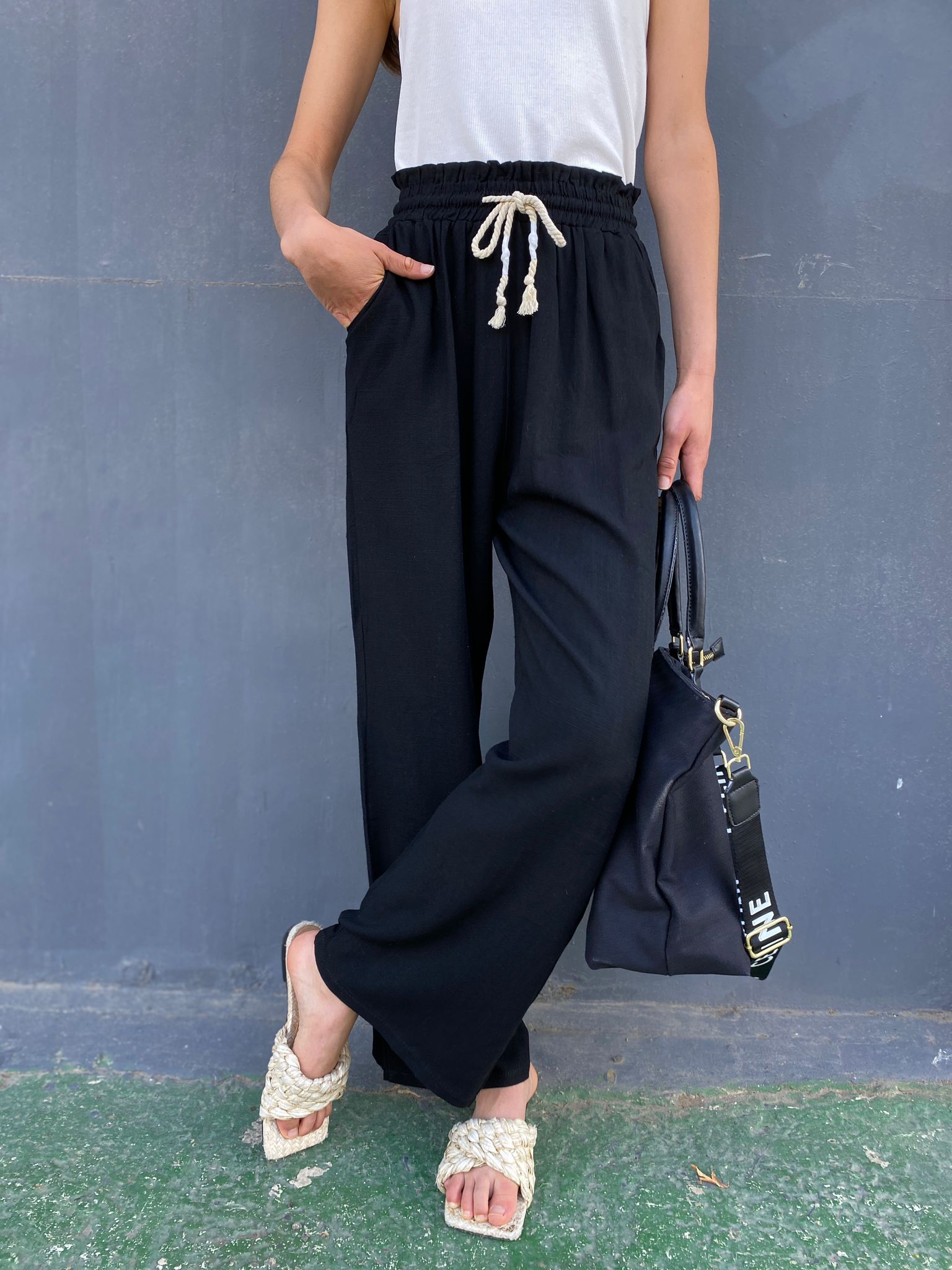 מכנס c פשתן רחב שרוך במותן