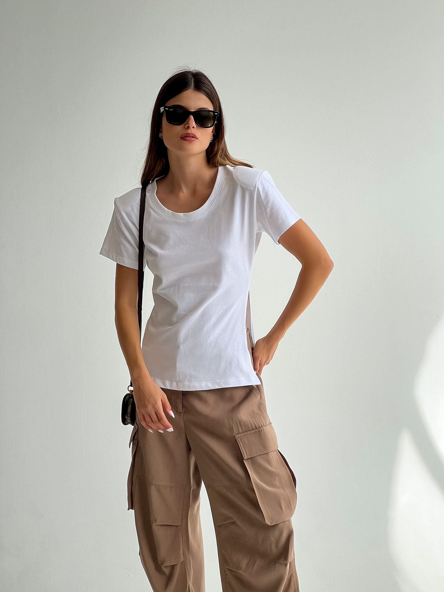 חולצת בייס כריות