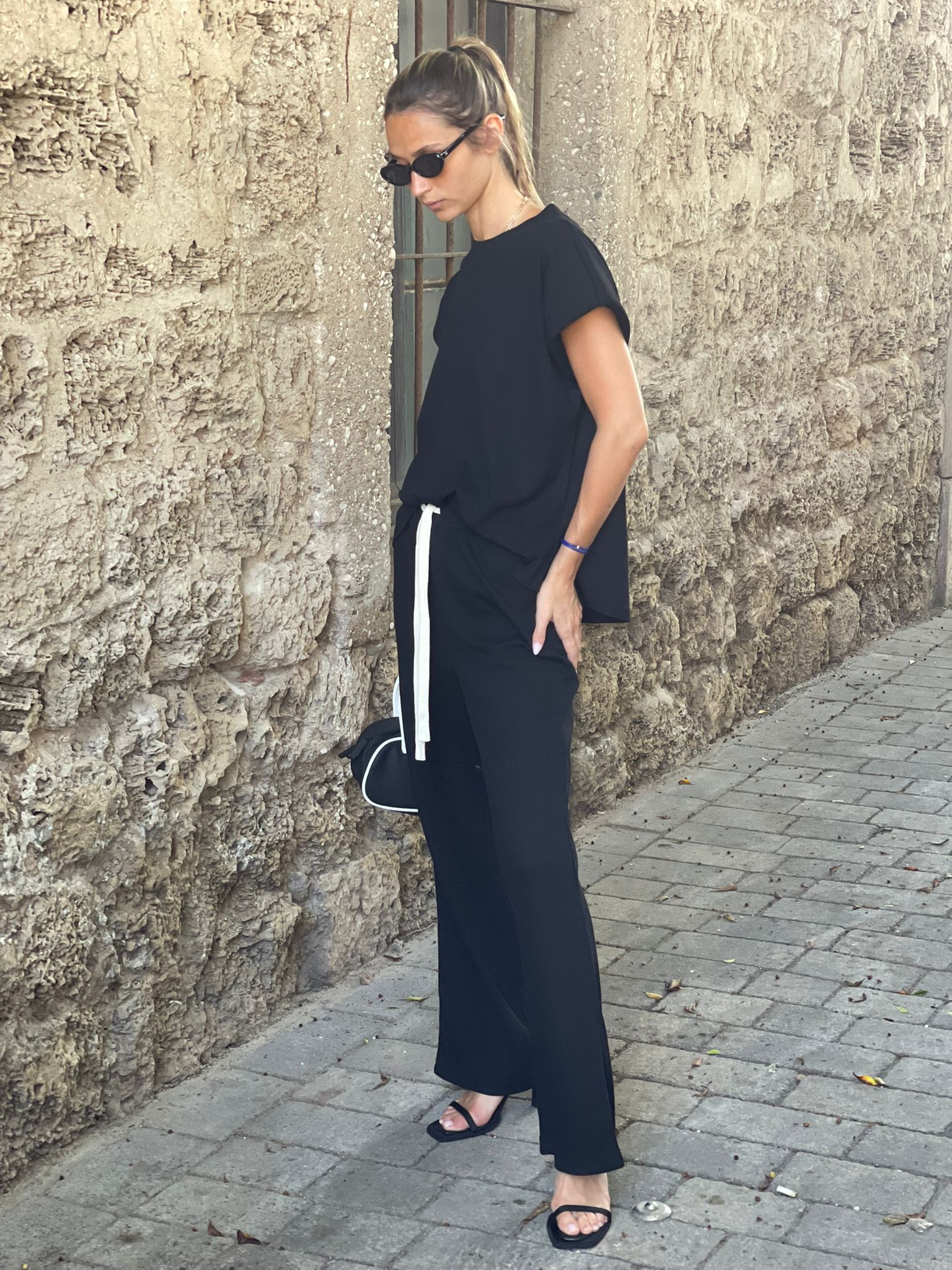 חליפת לי-אור