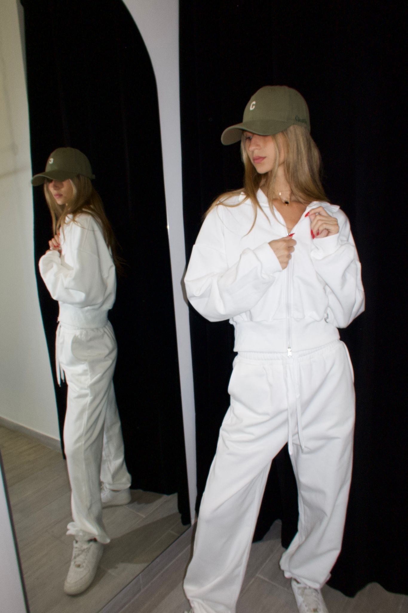 חליפת פנאי גל לבן