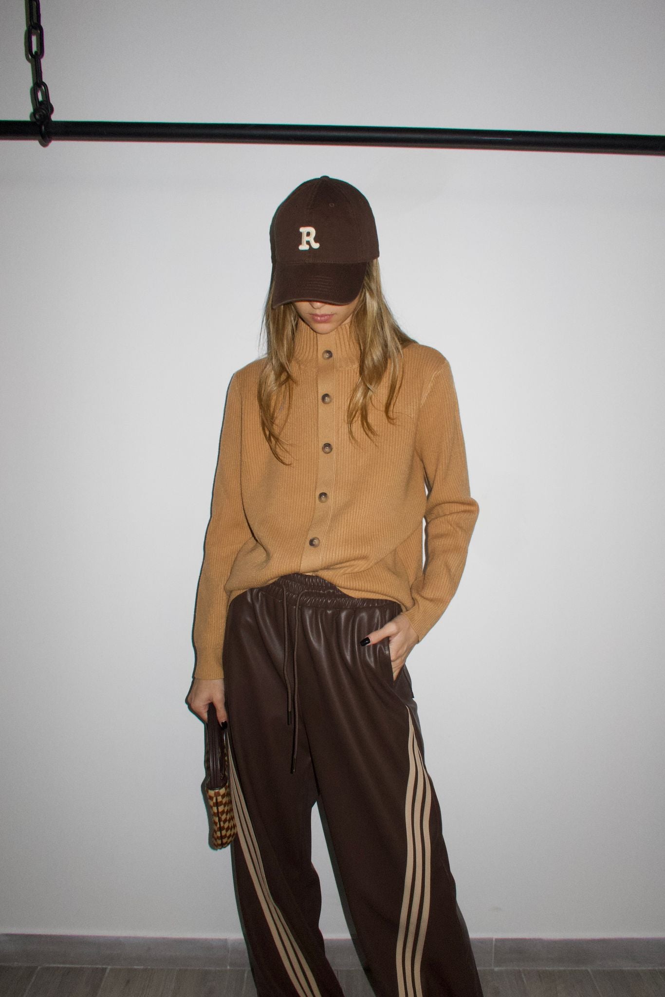 מכנס הילטון חום