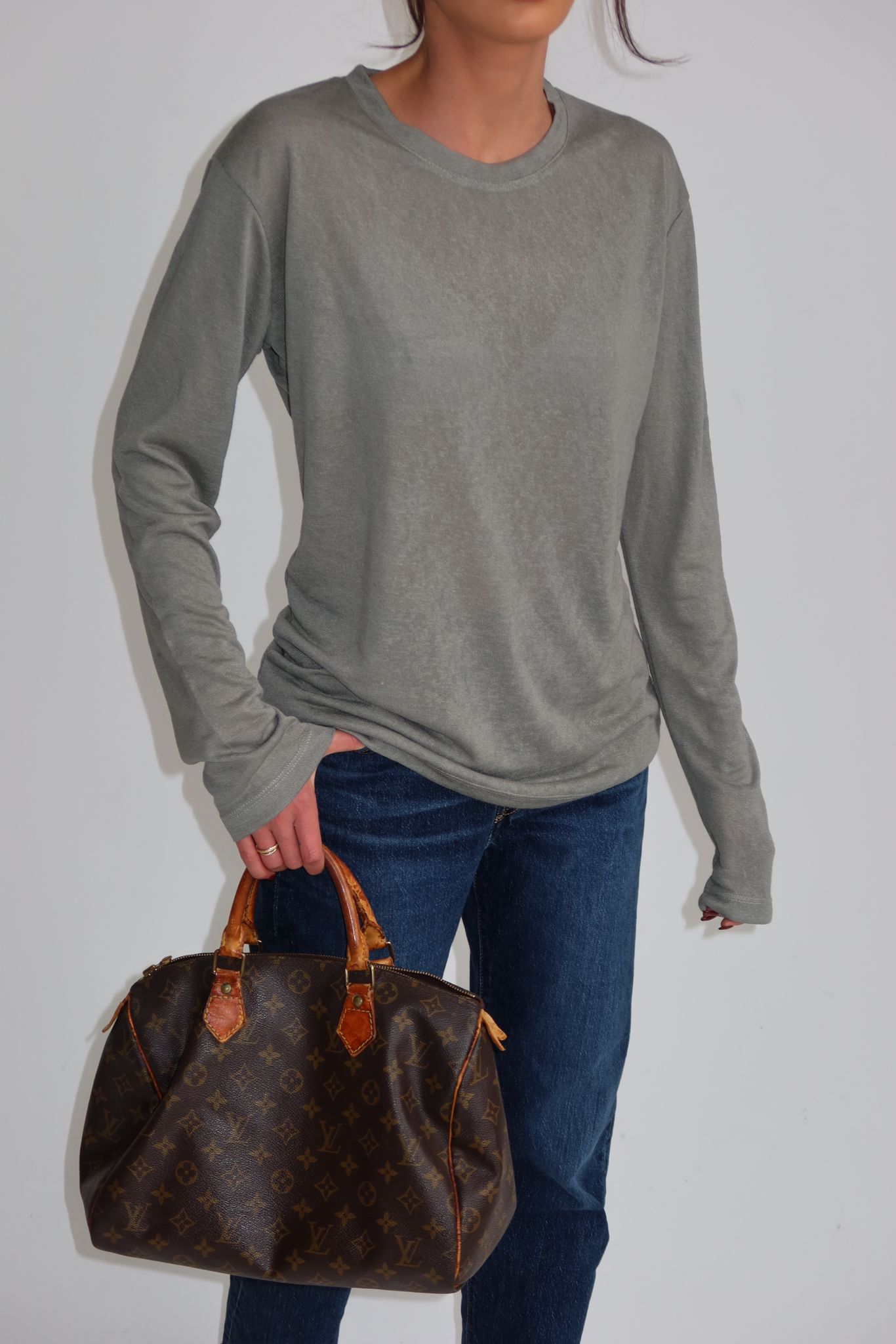 בייסיק פשתן צווארון ניקי