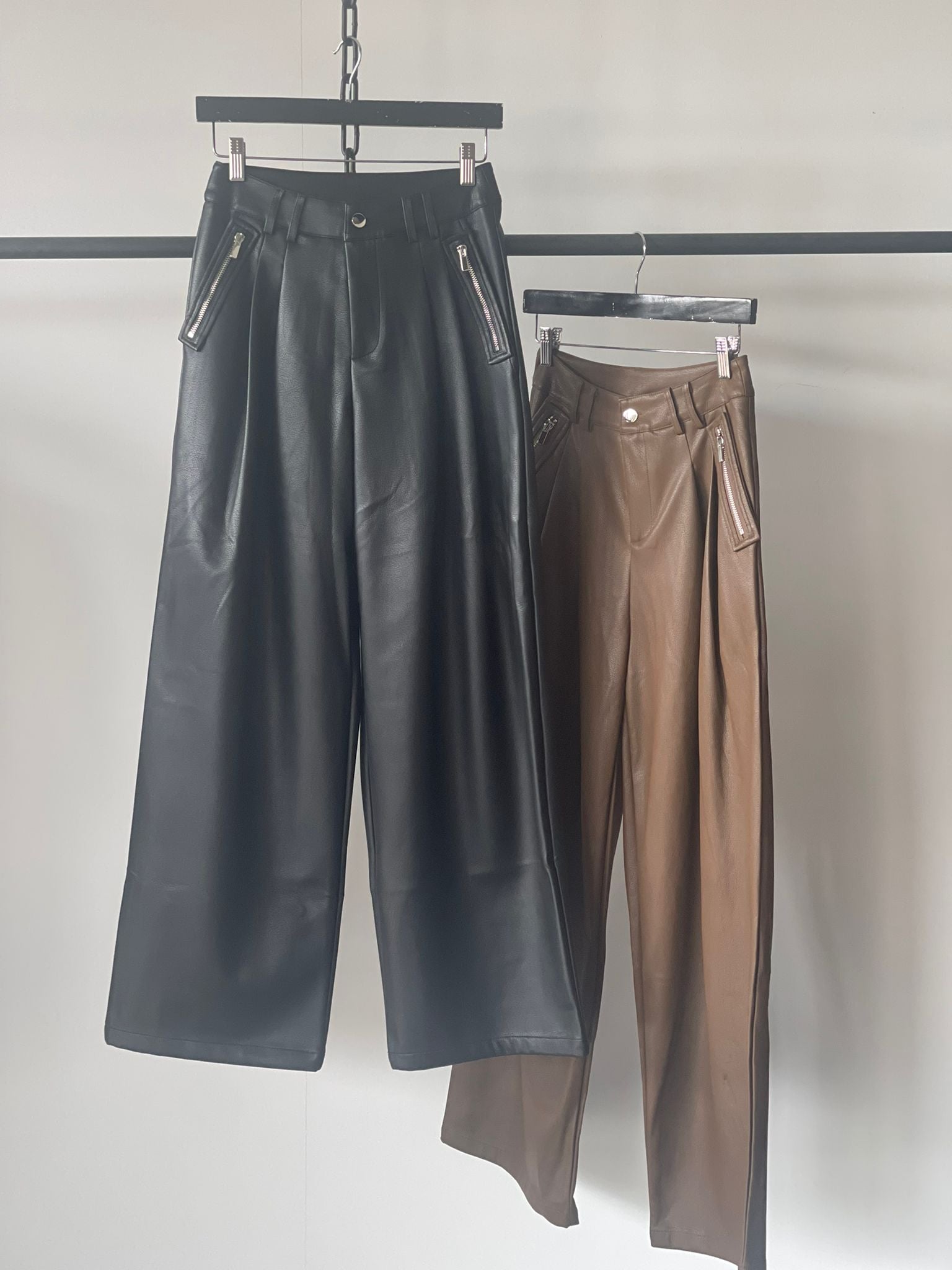 מכנס רוי חום