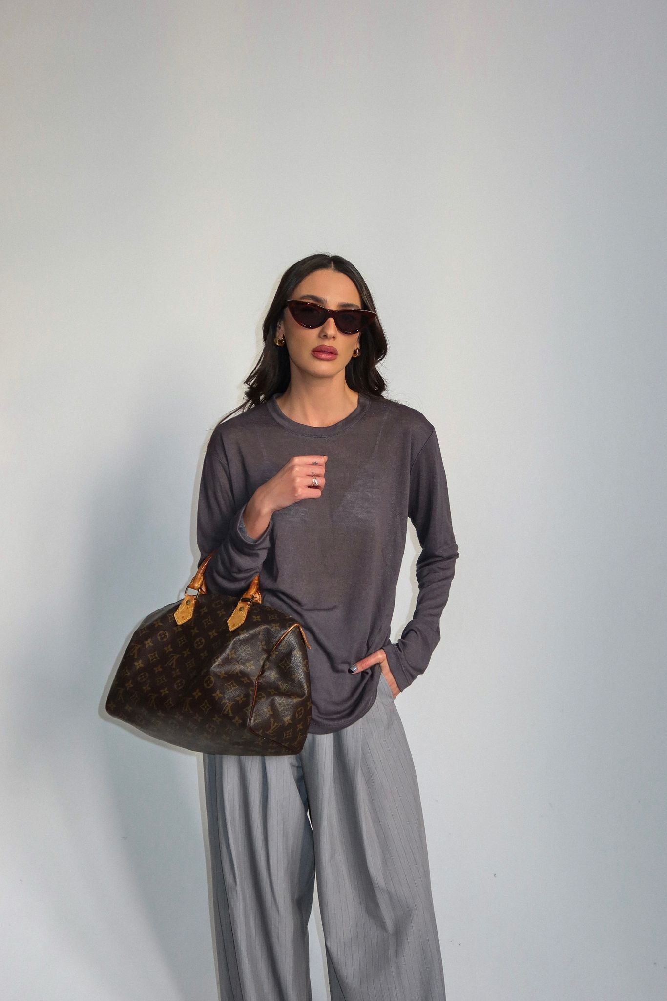 בייסיק פשתן צווארון ניקי