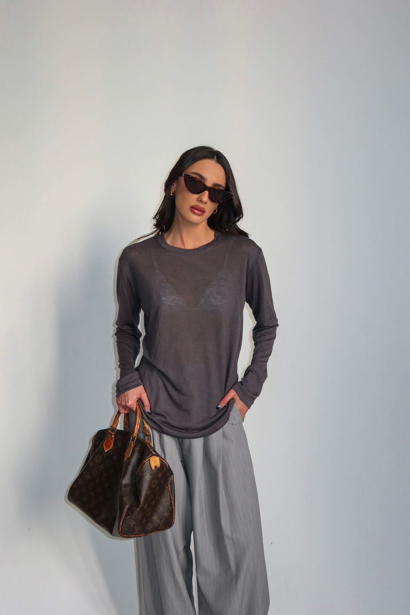 בייסיק פשתן צווארון ניקי