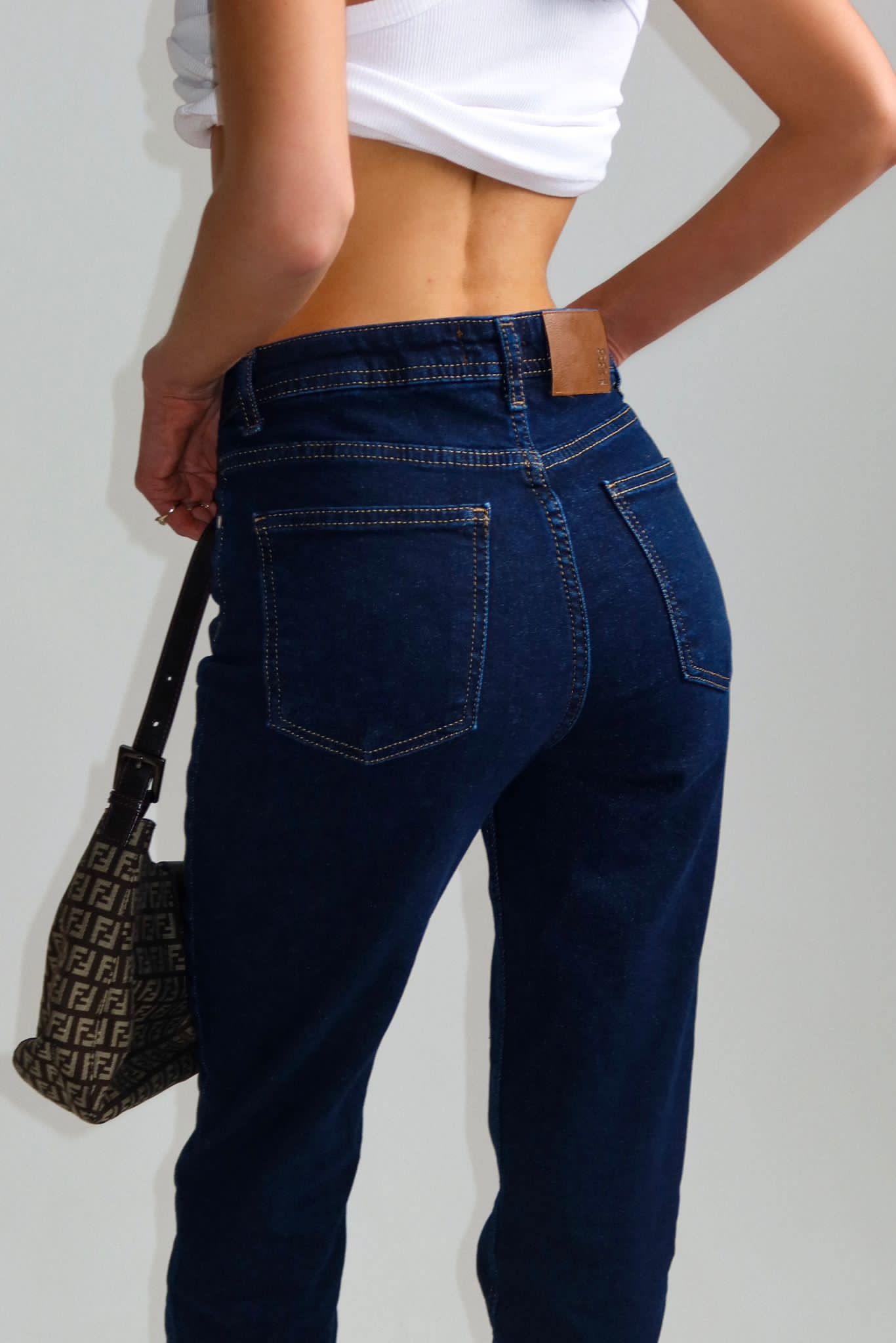 ג'ינס אדריאן