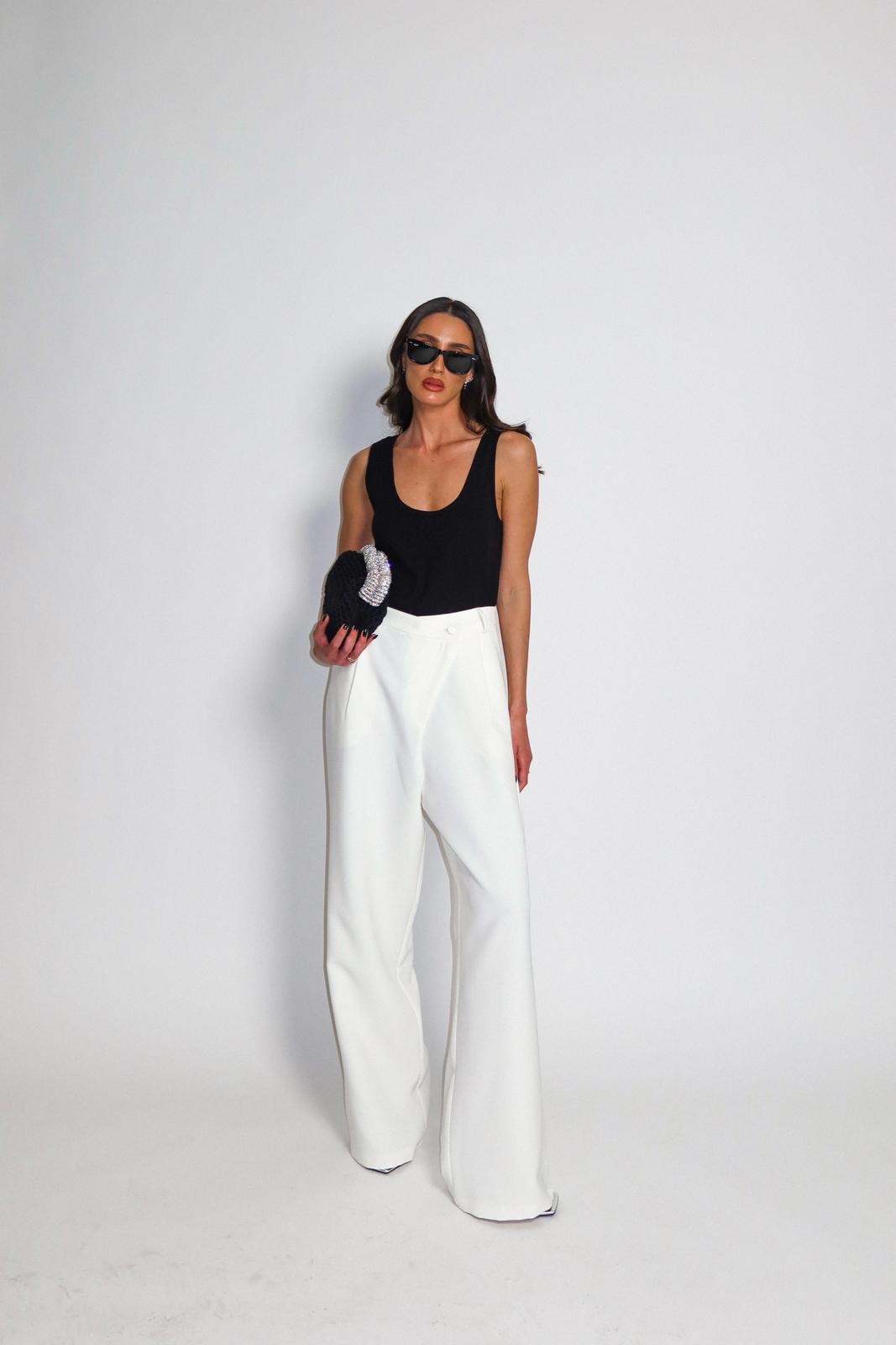 גופיית לאקסי שחור