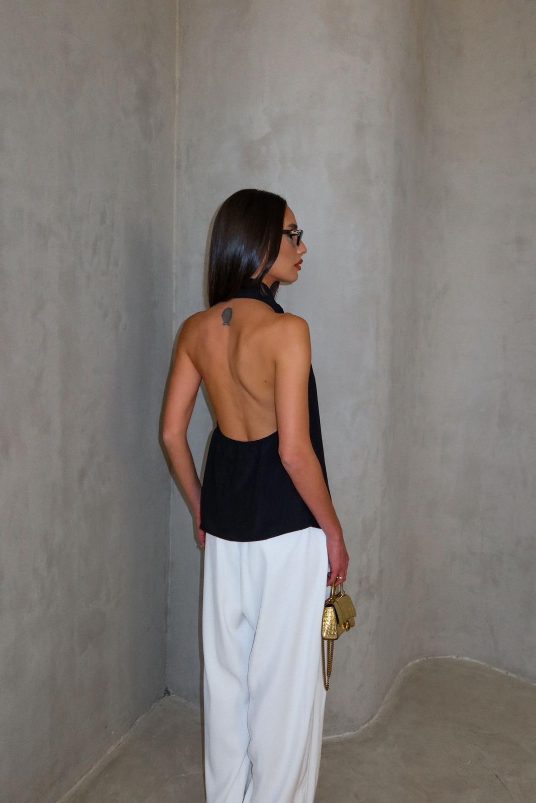 טופ אלבינה שחור