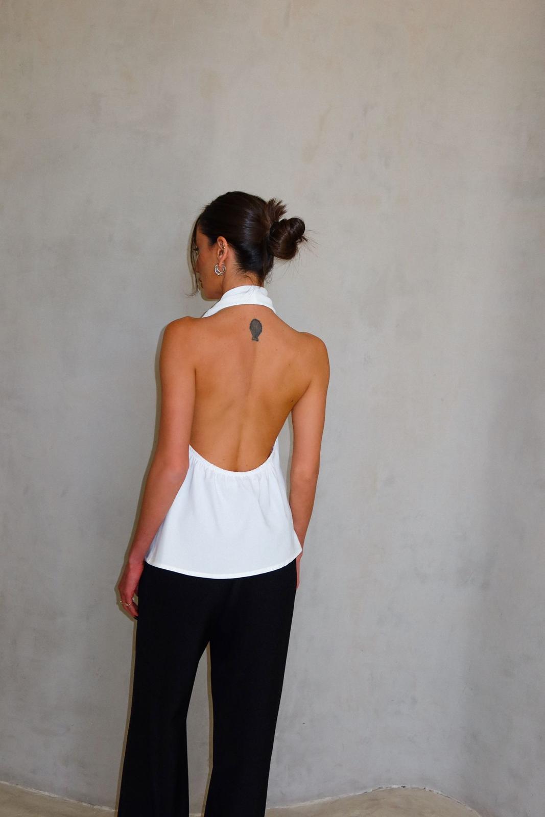 טופ אלבינה לבן