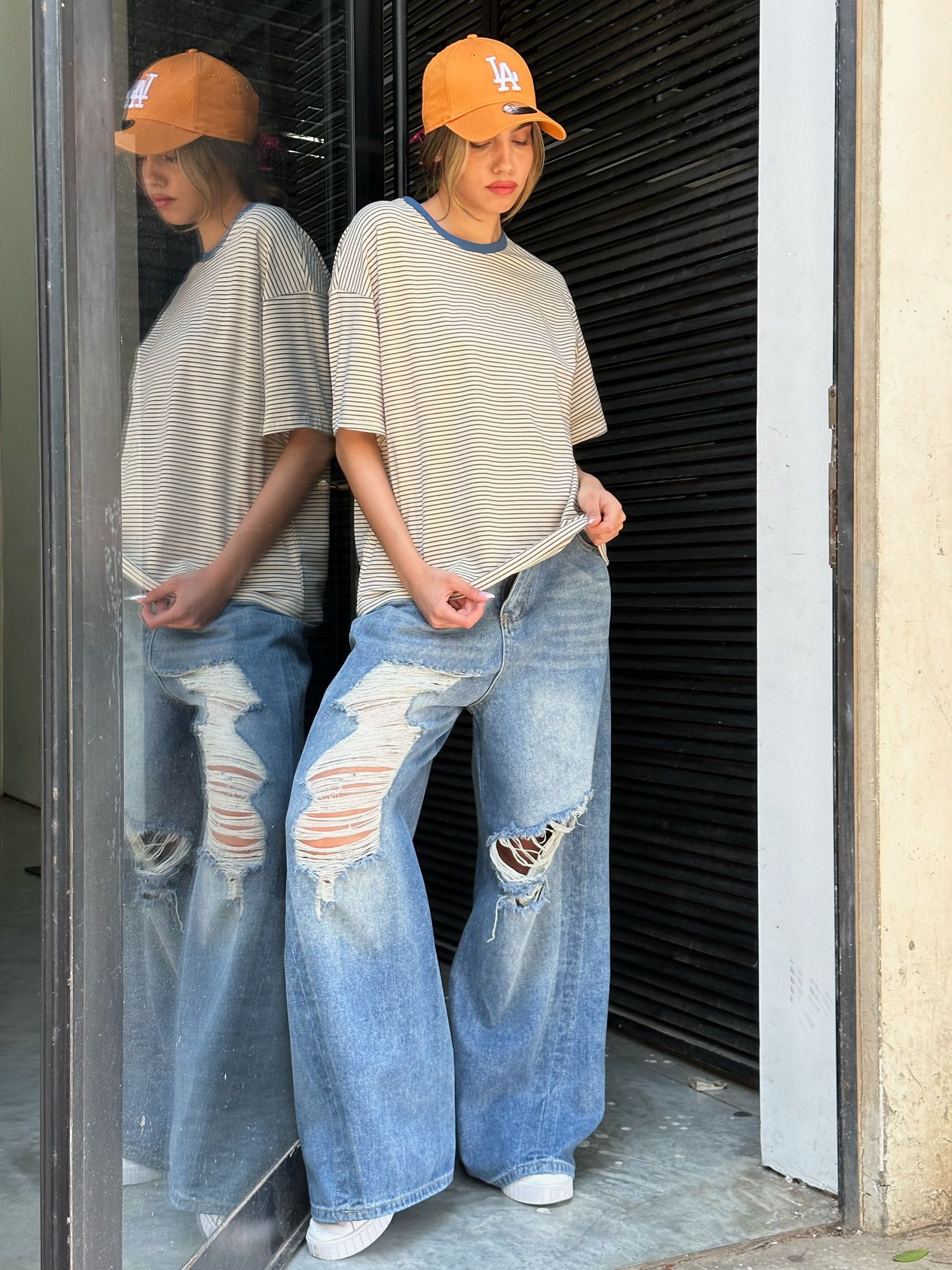 חולצת סאלי קרם כחול