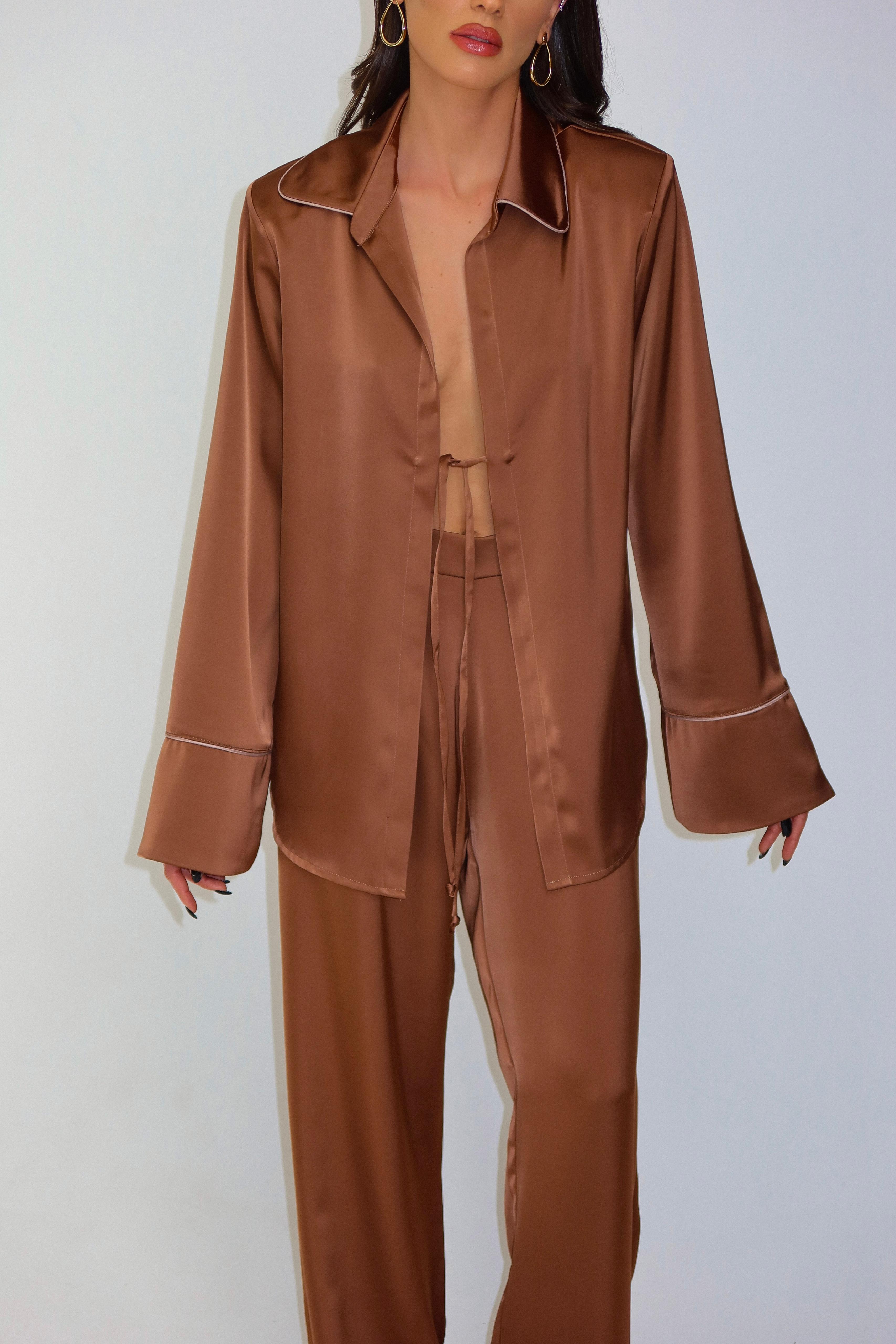 חליפת אוברי ברונזה