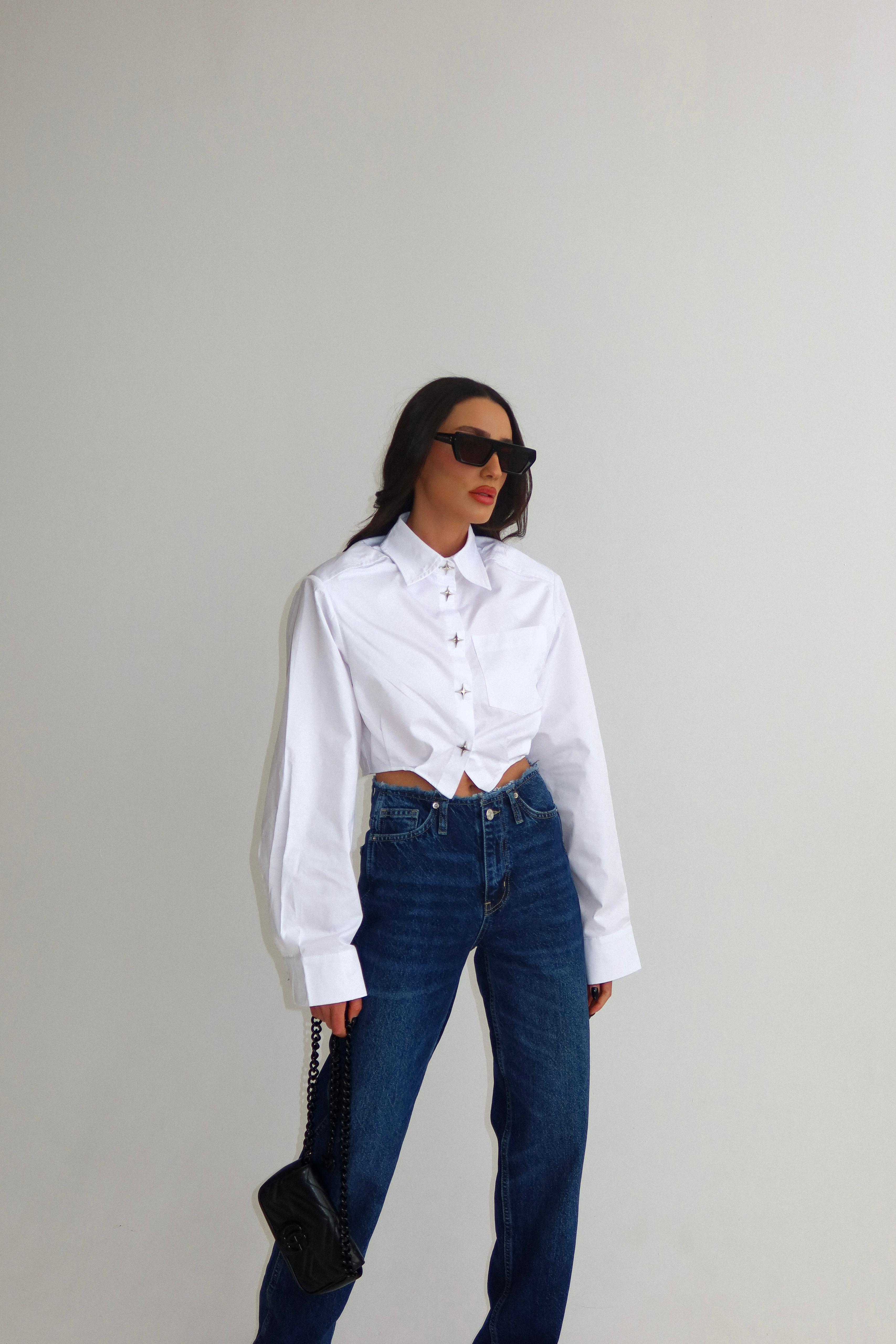 קרופ אנימה לבן