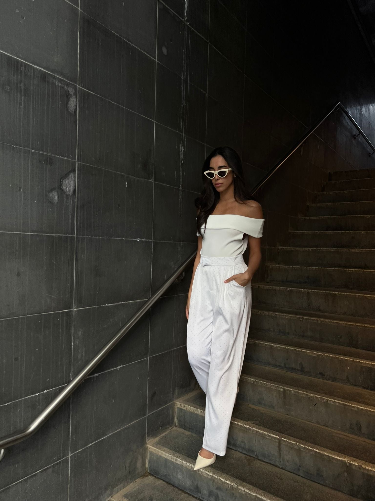 מכנס אבנים רואי לבן