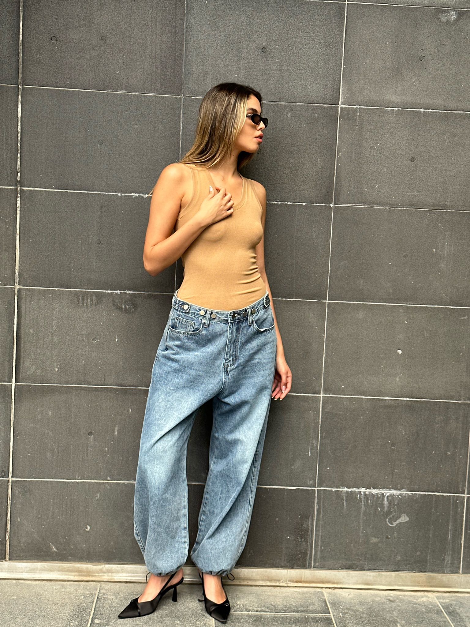 גופיית שליו חום