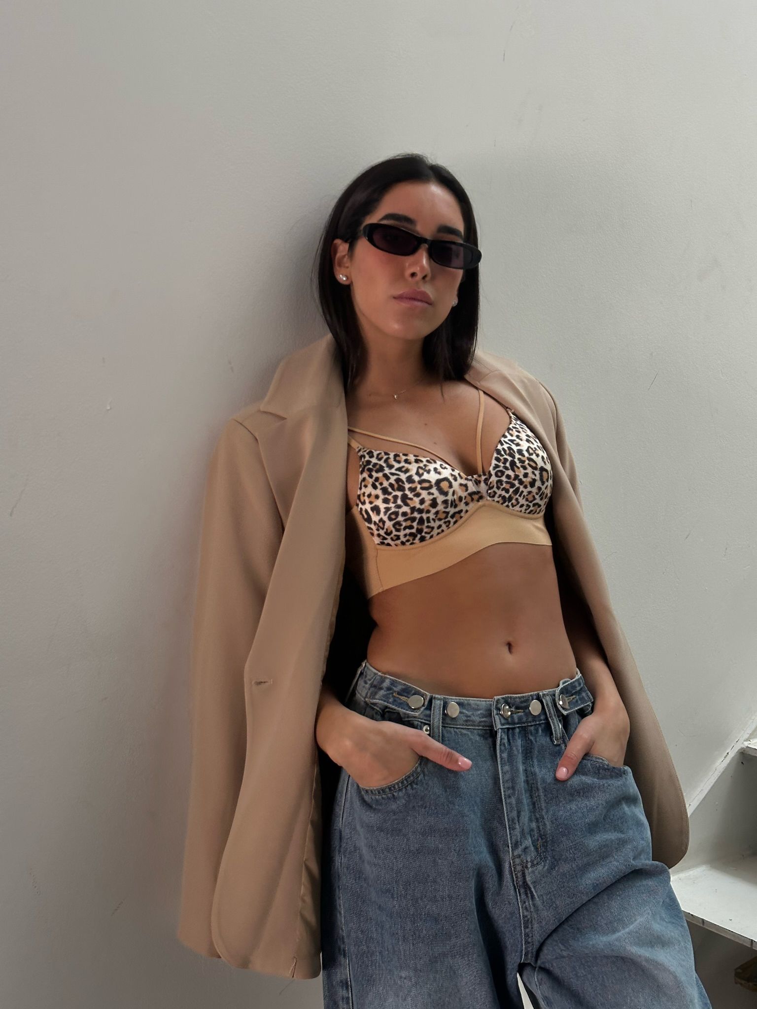 ג'קט מיאן חום