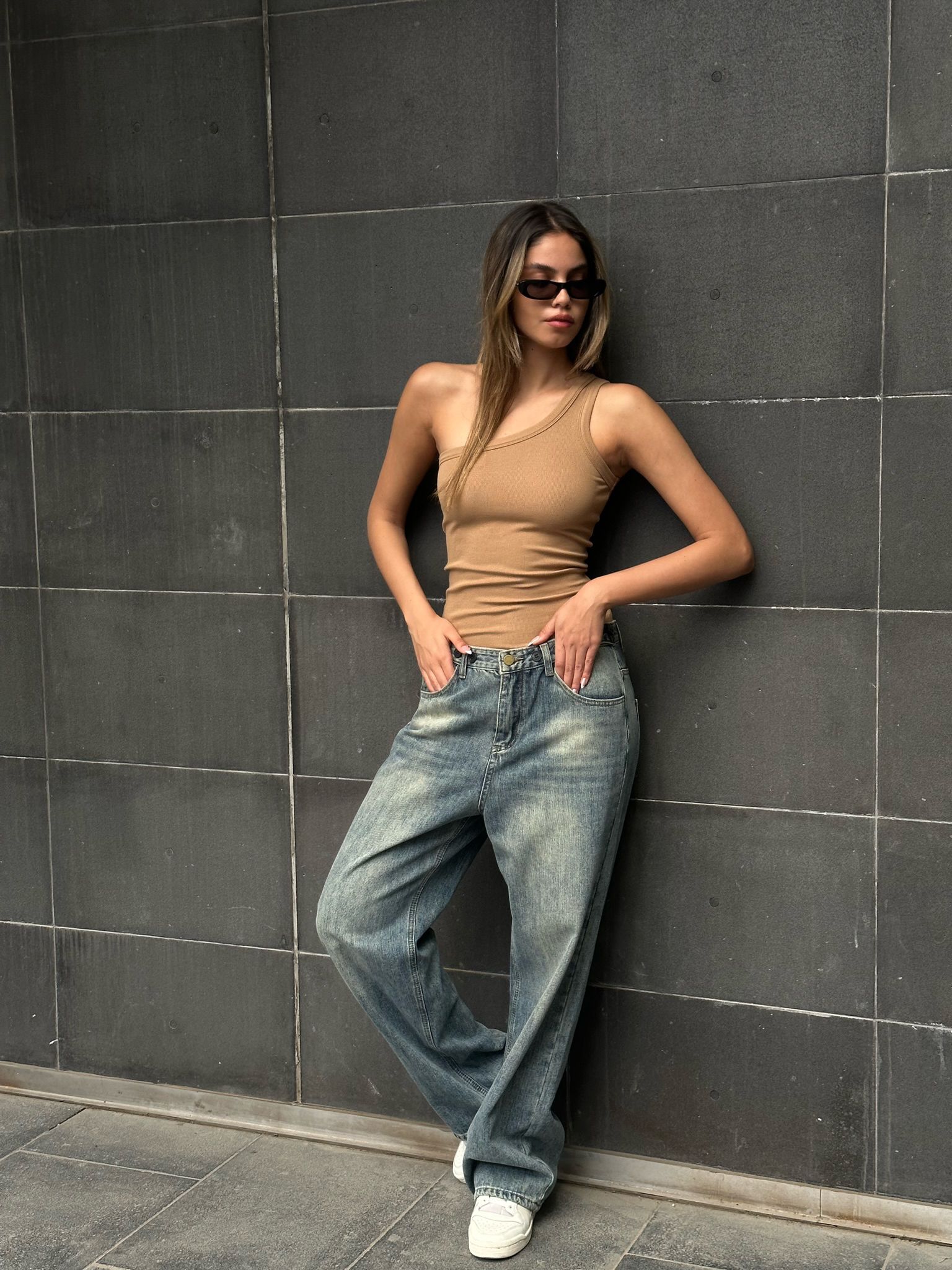 גופיית אביב חום