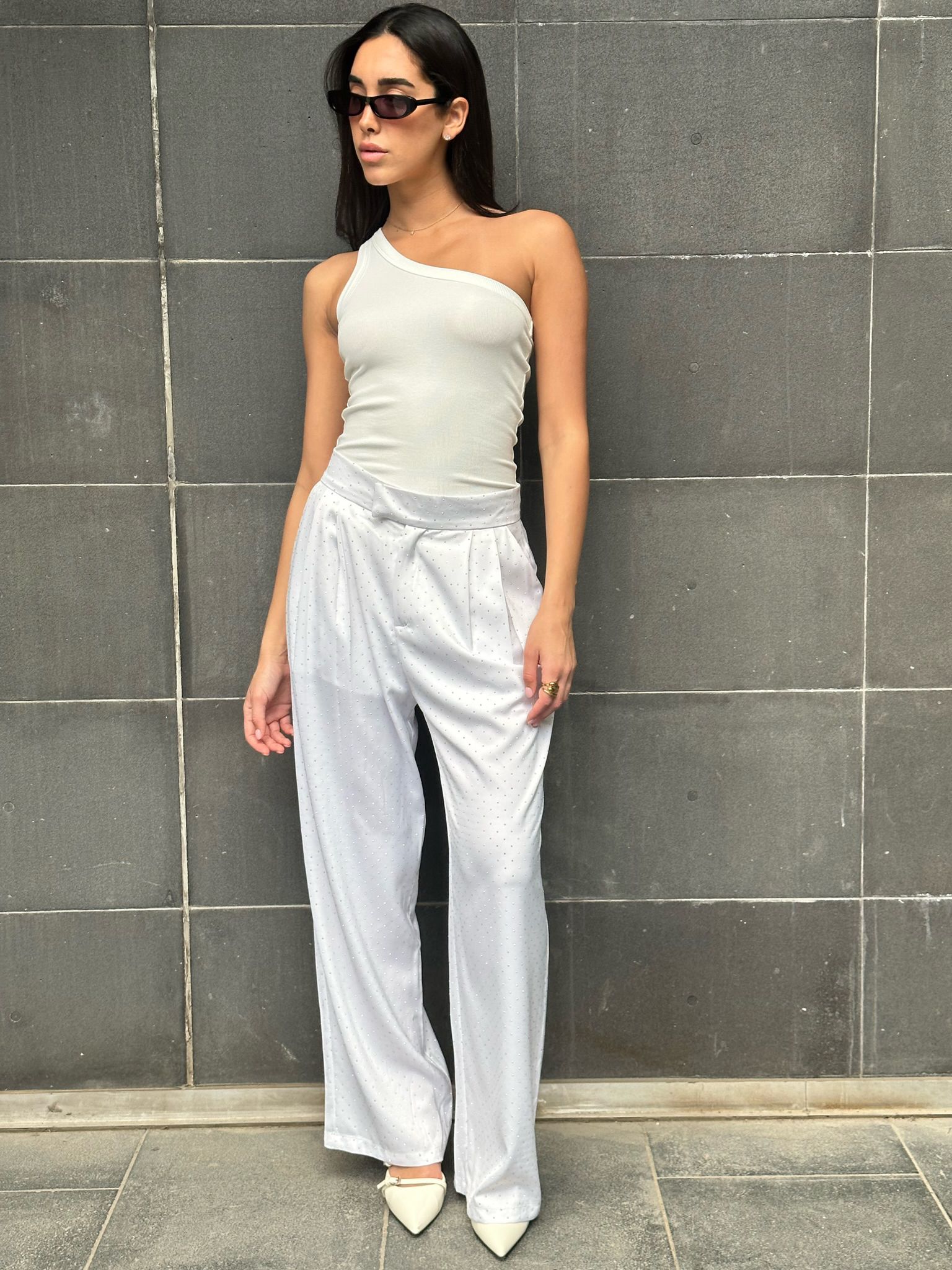 מכנס אבנים רואי לבן