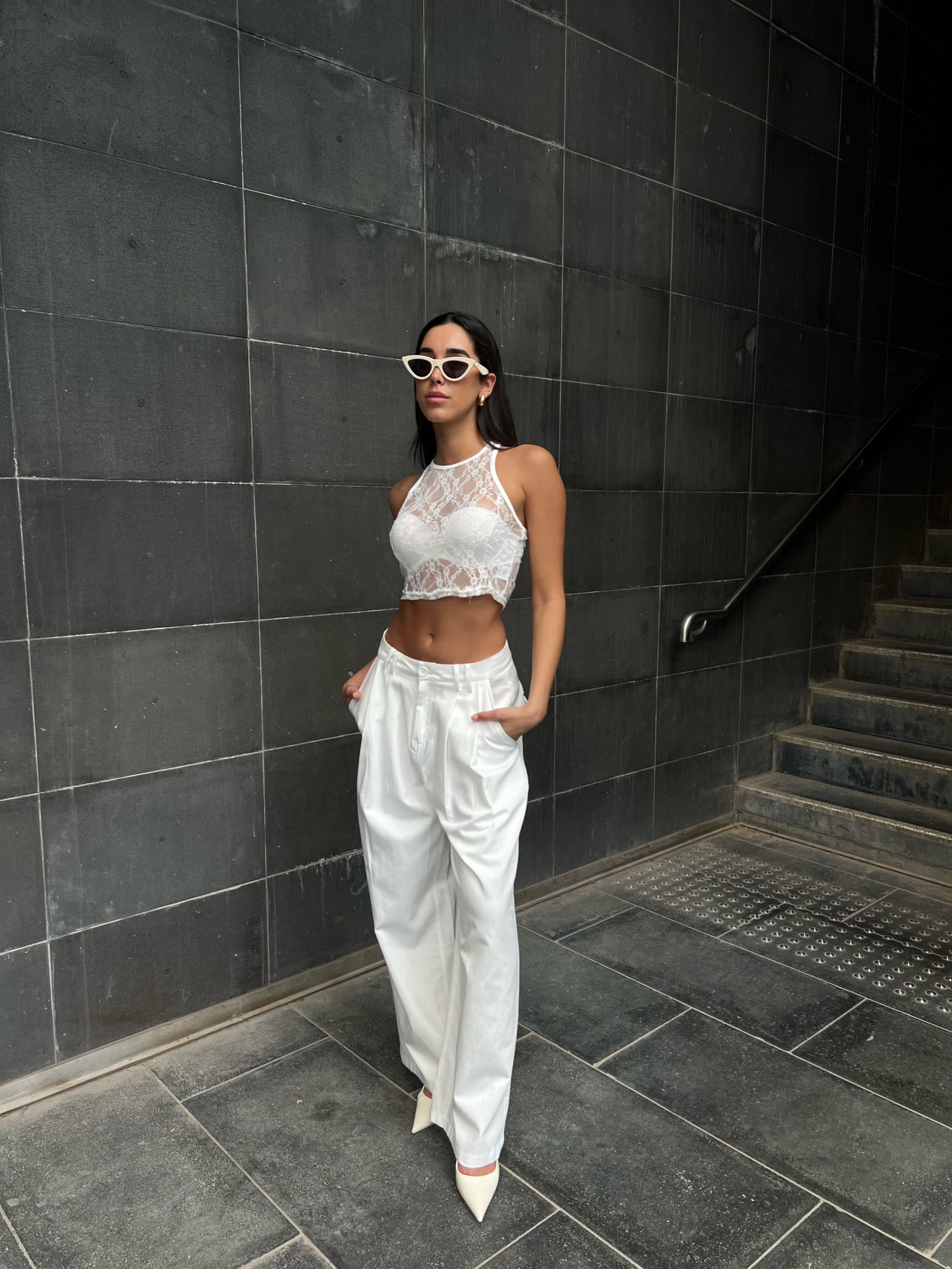 טופ לייס לבן