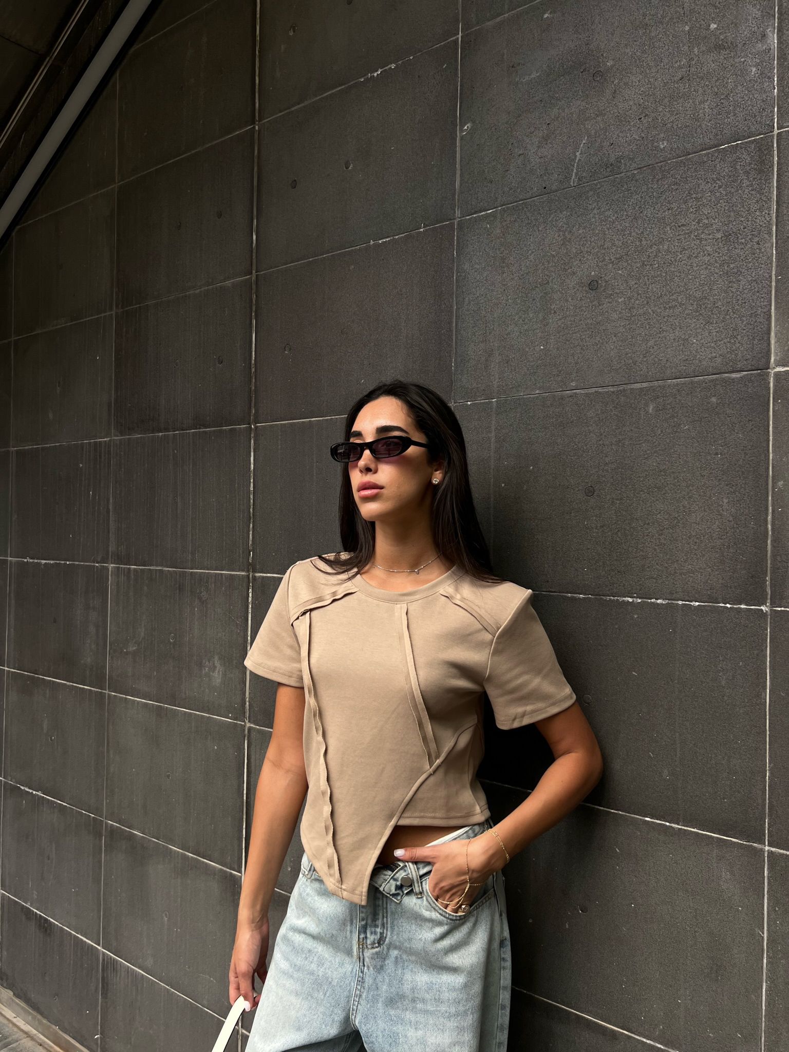 חולצת טורי קאמל