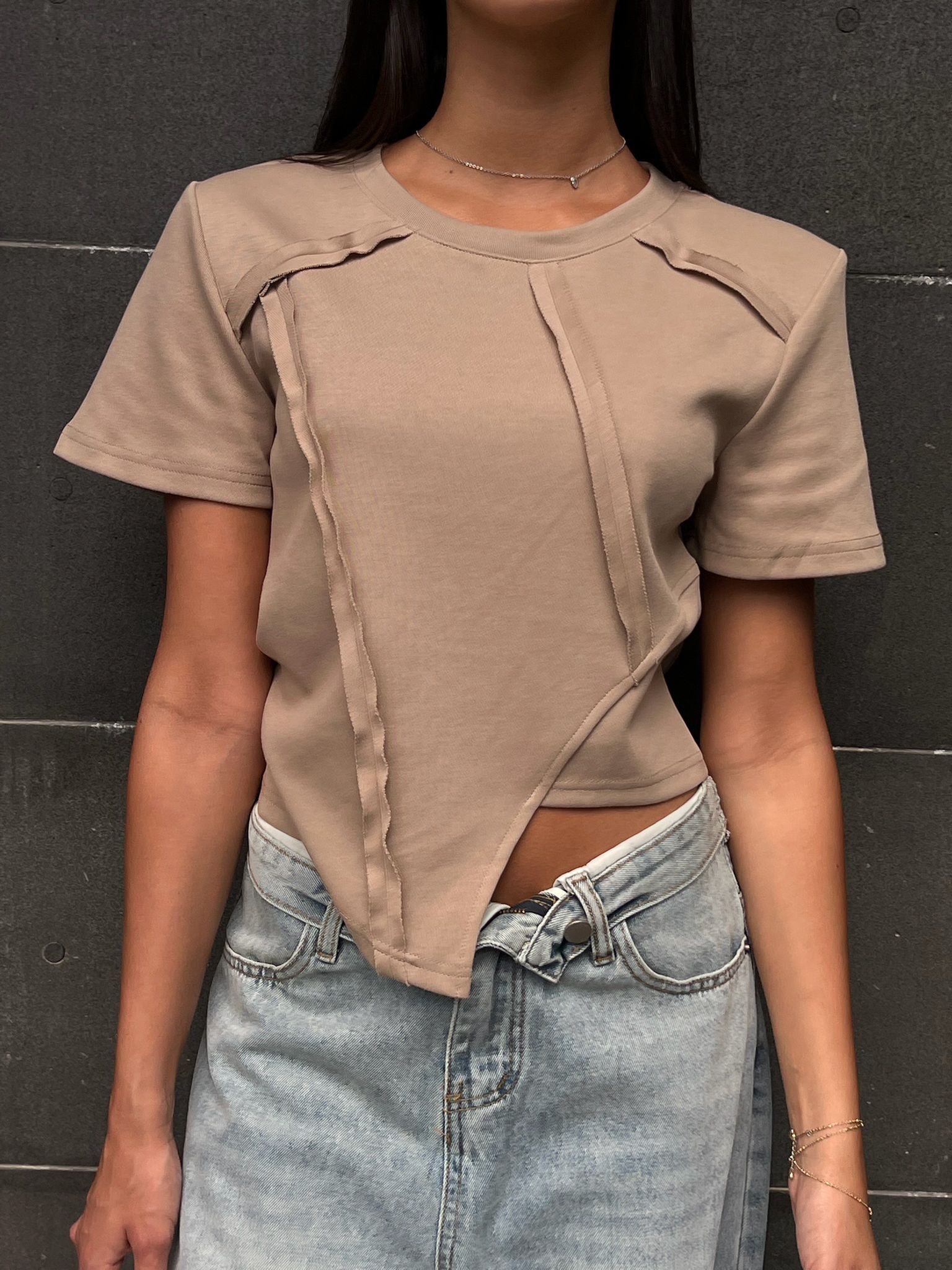 חולצת טורי קאמל