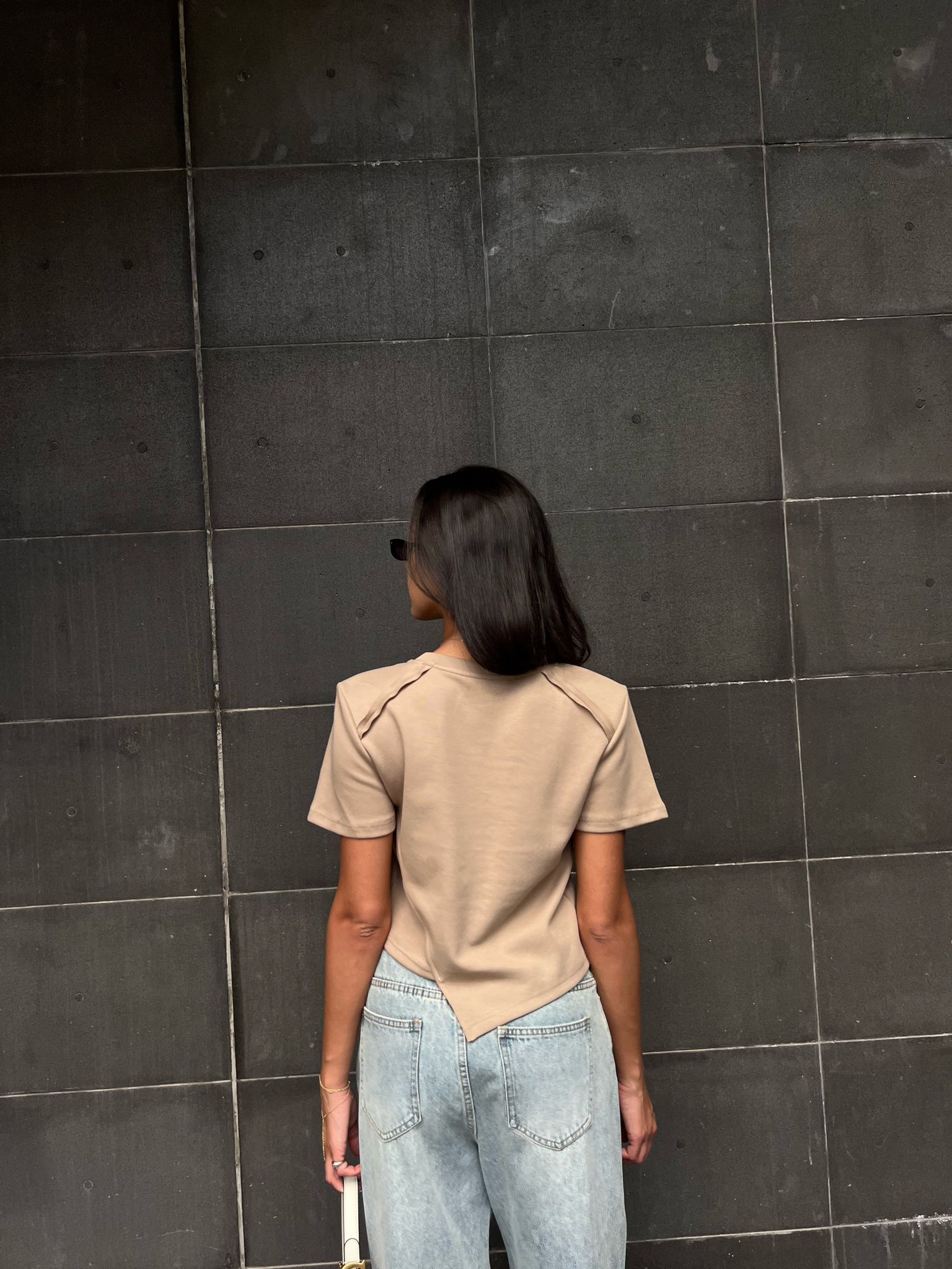 חולצת טורי קאמל