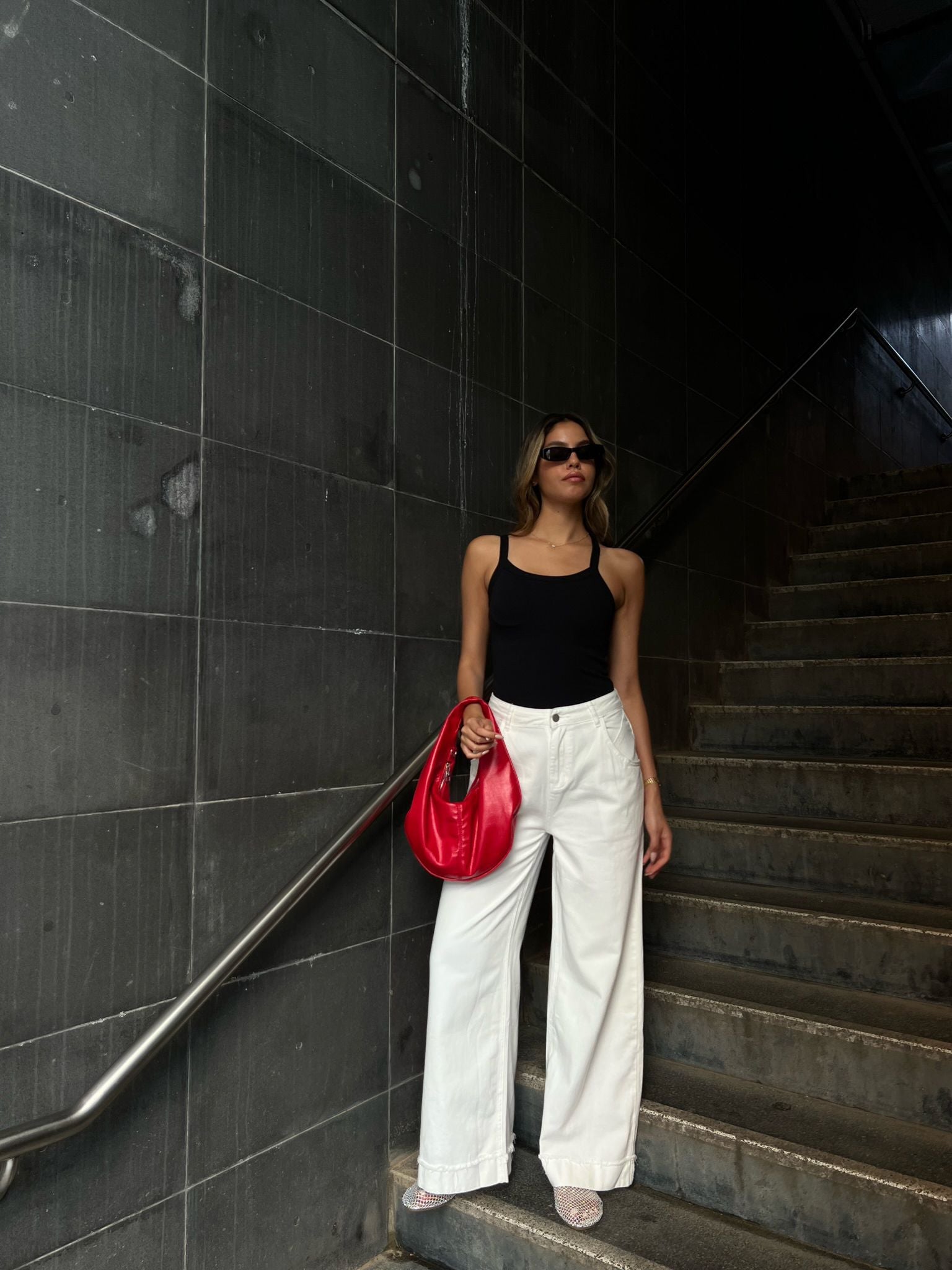 גופיה נוף שחור