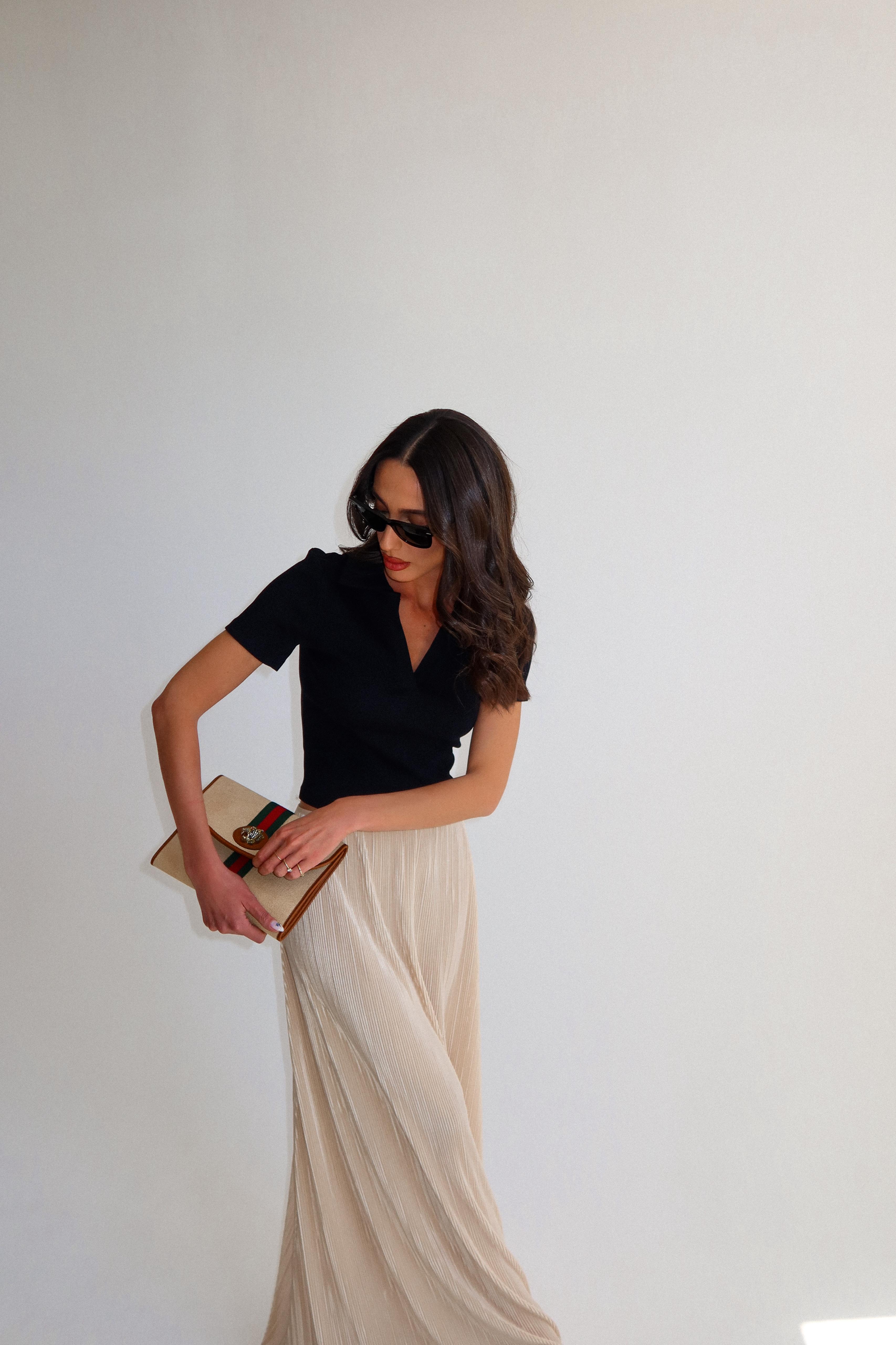 חולצת שיינה שחור