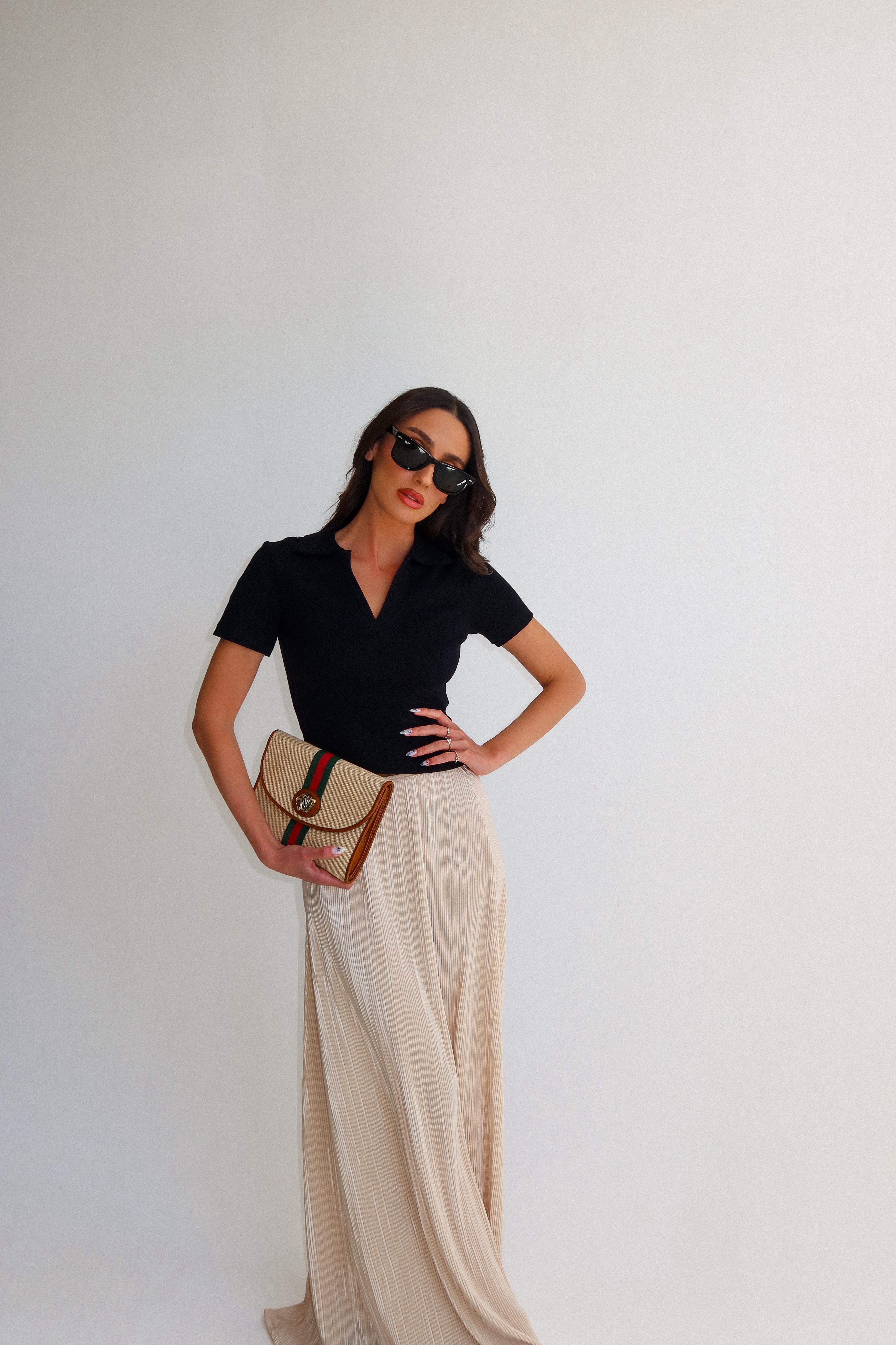 חולצת שיינה שחור