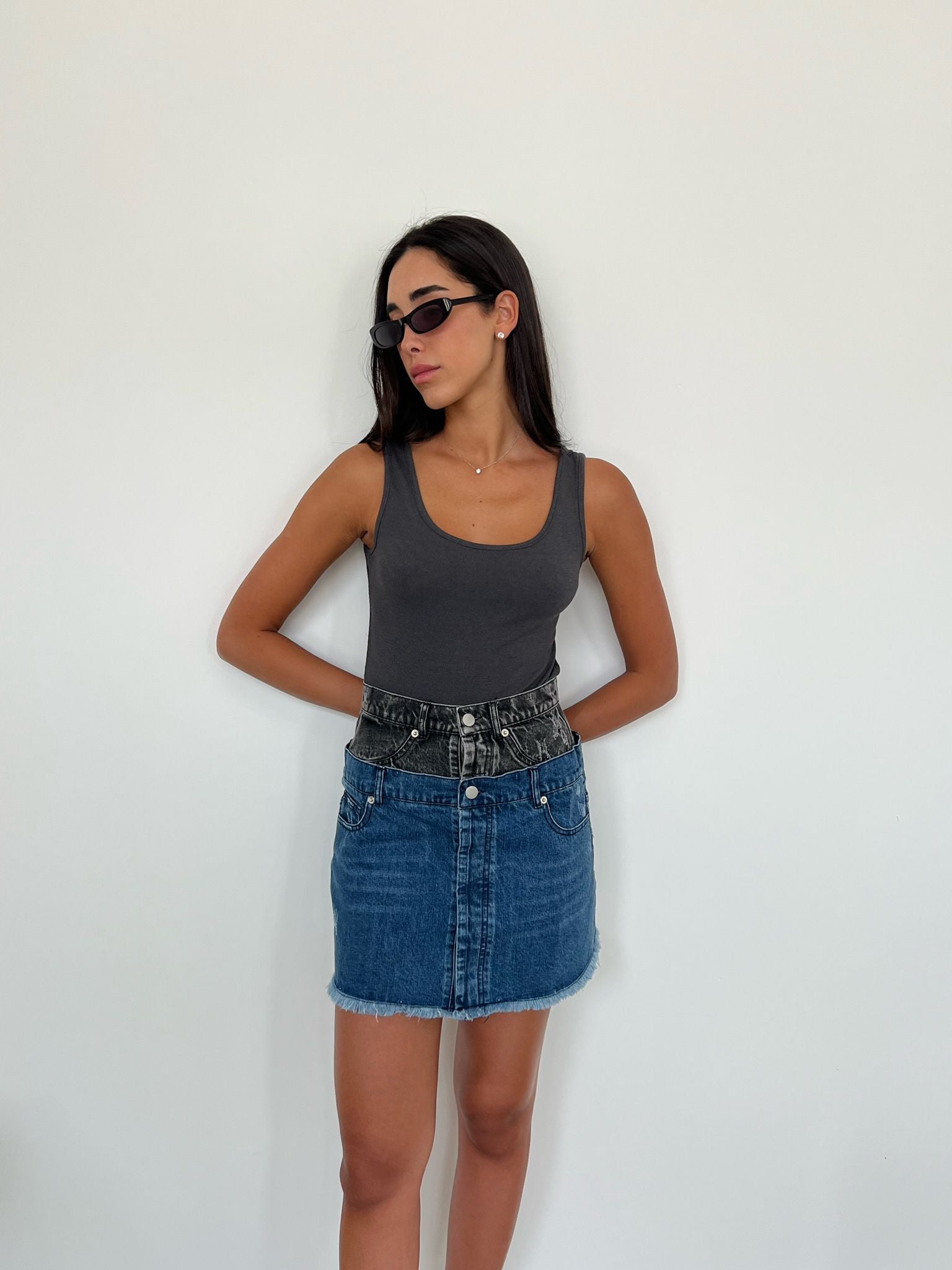 בגד גוף ברי אפור