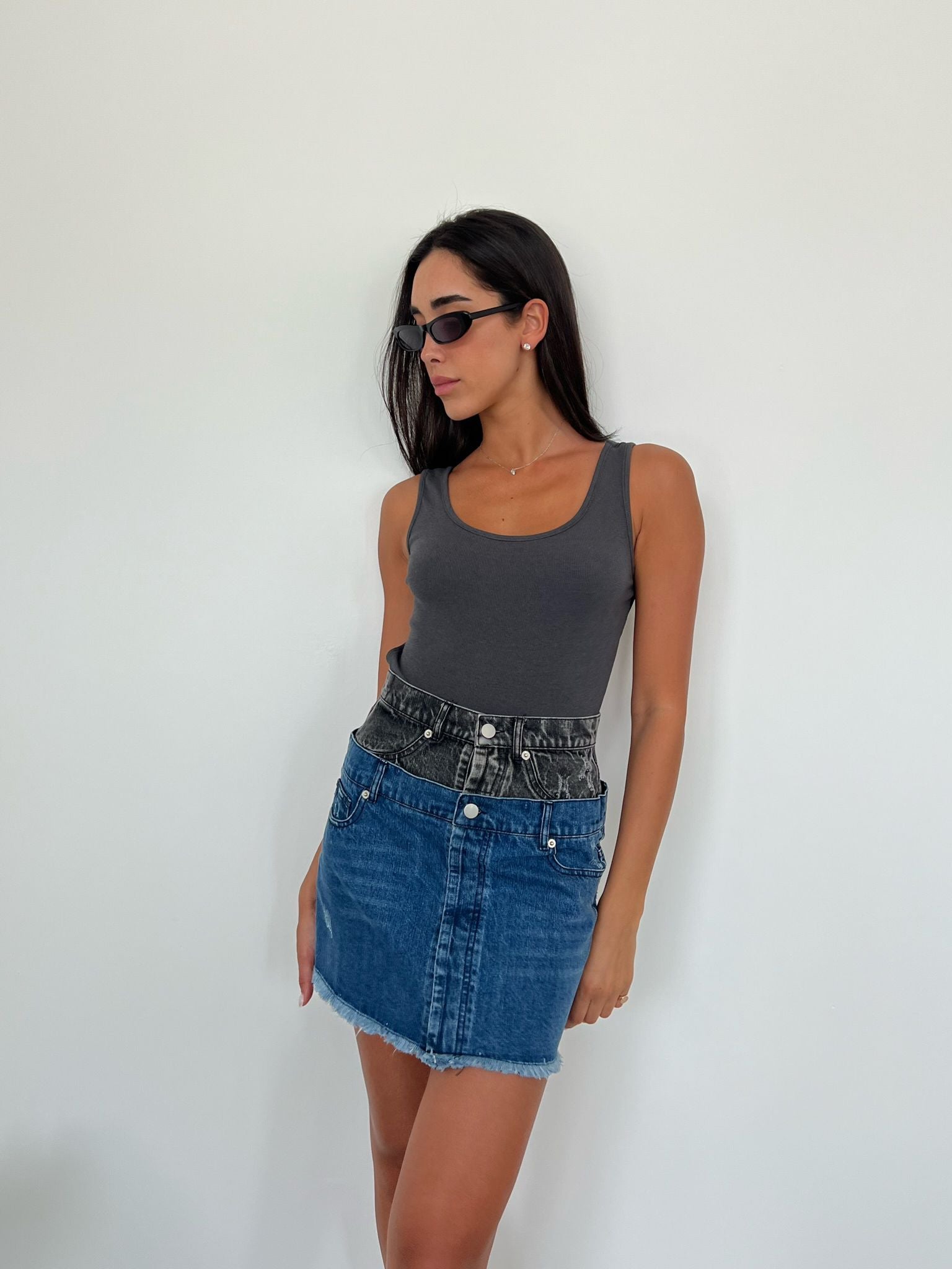 בגד גוף ברי אפור