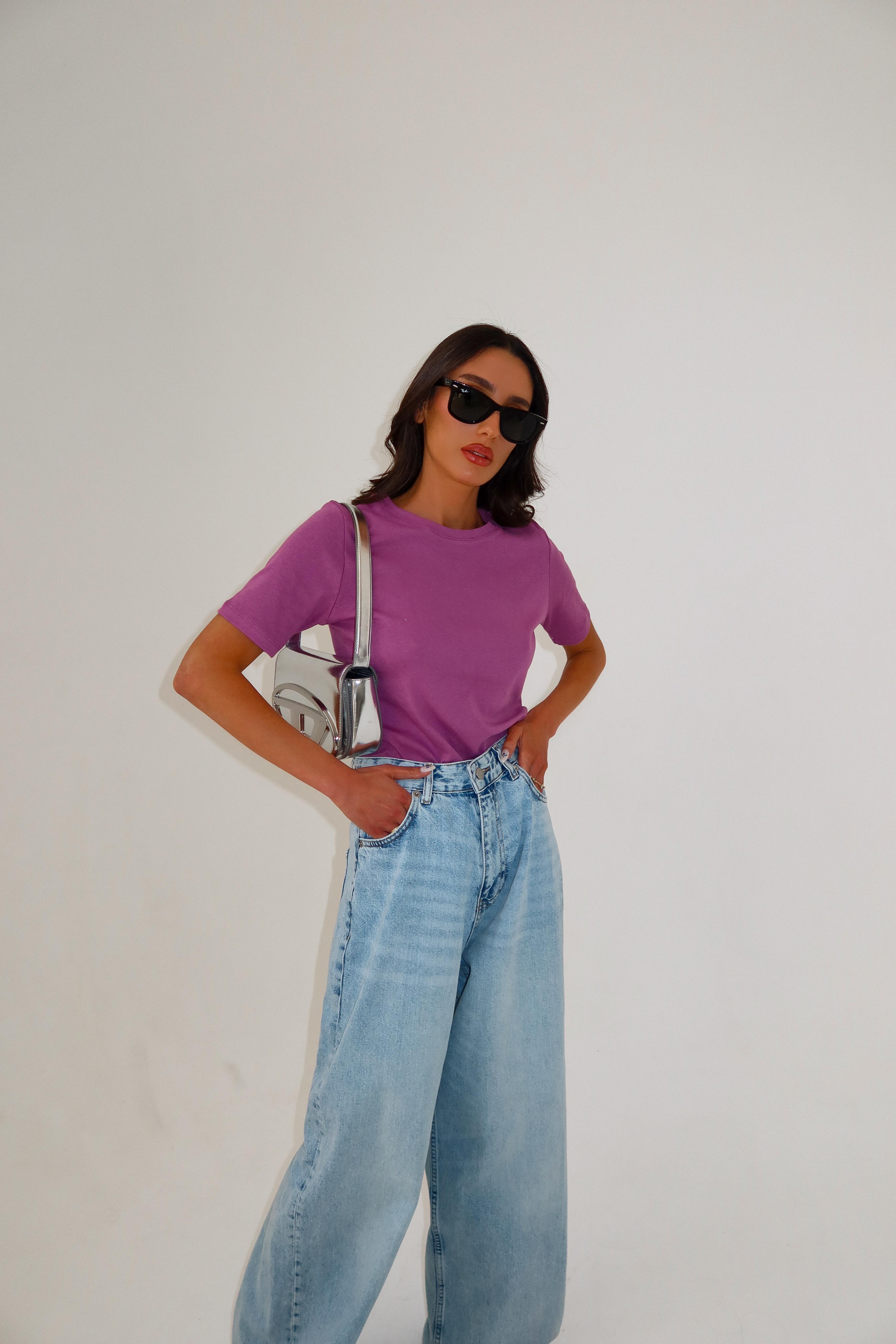 בייסיק אודריי סגול