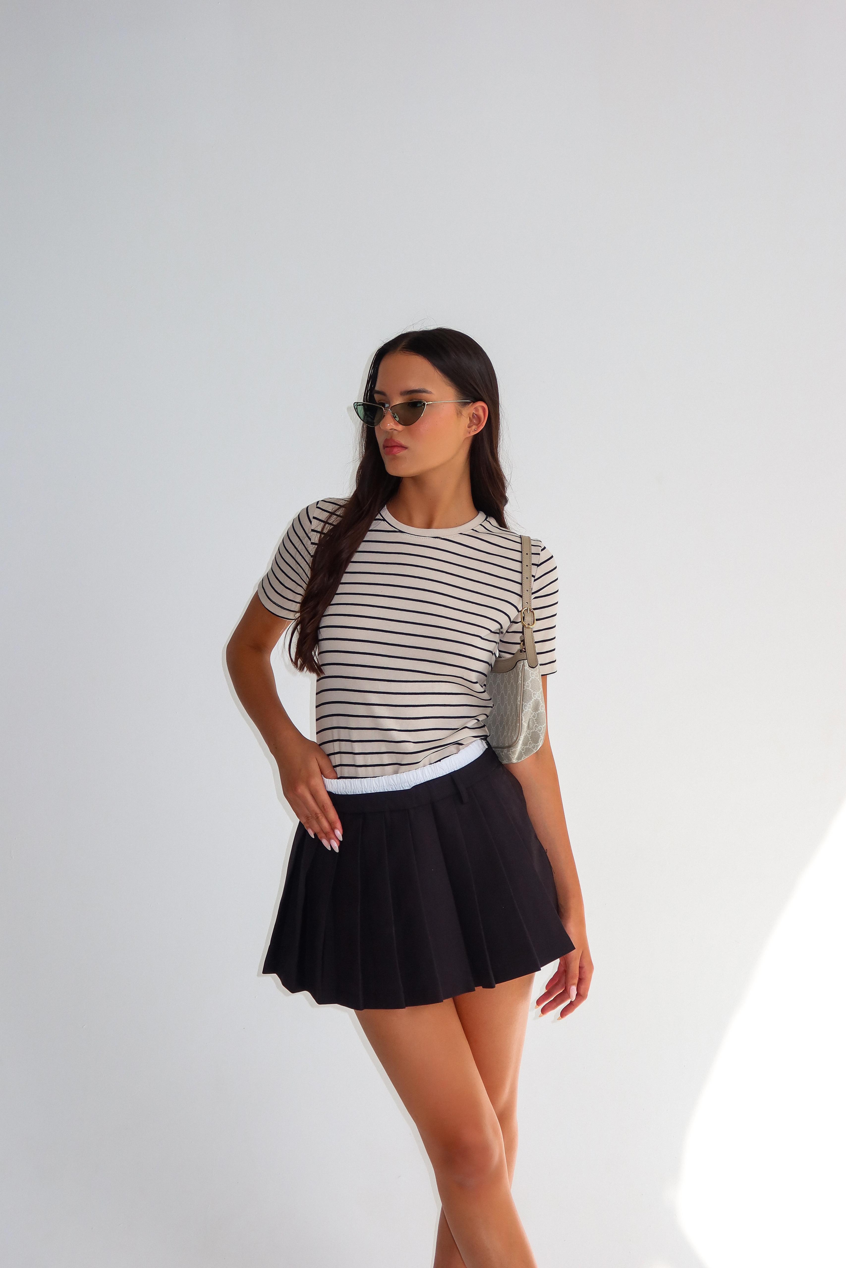 בייסיק פסים ניקי שמנת