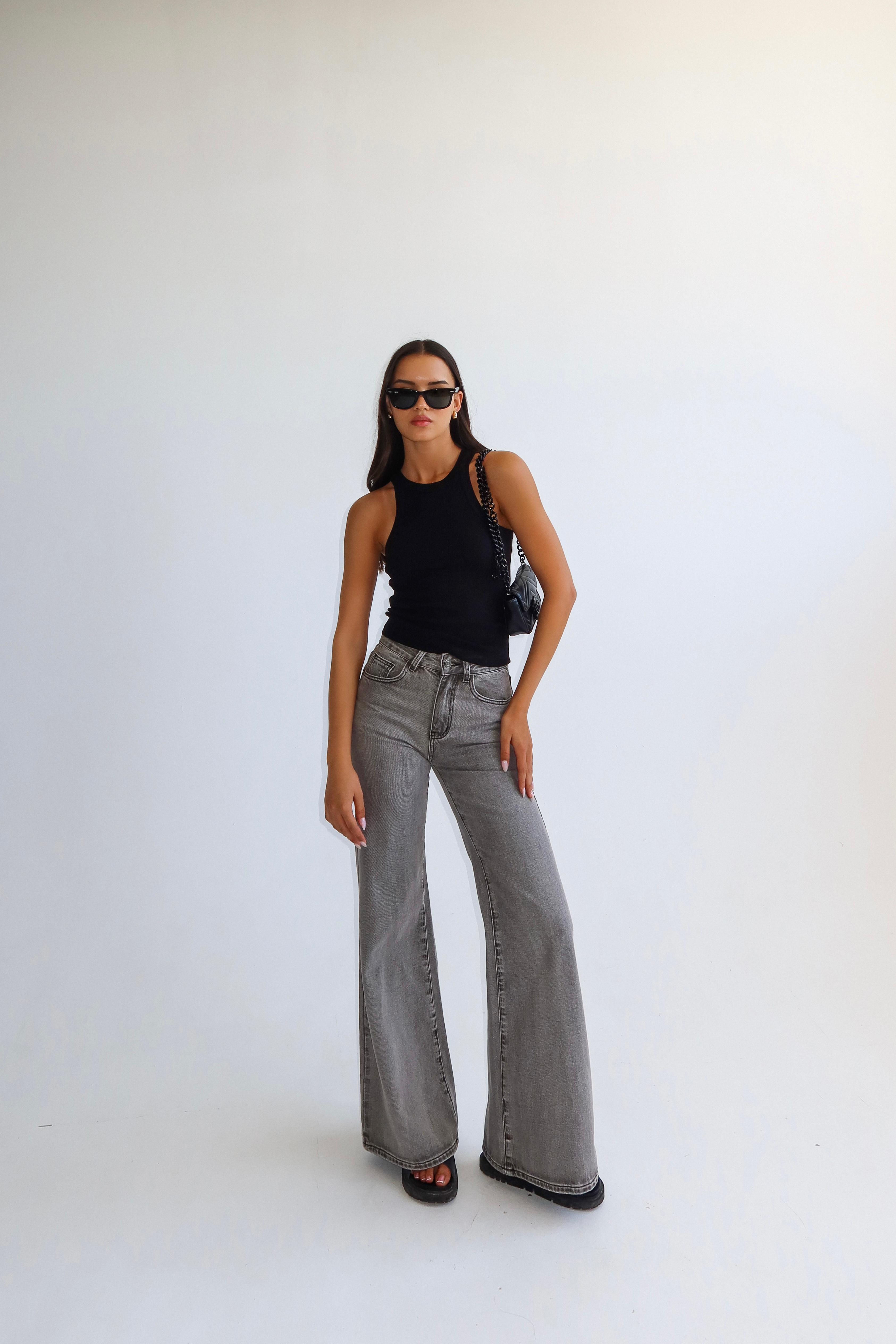 גופיית לאן שחור