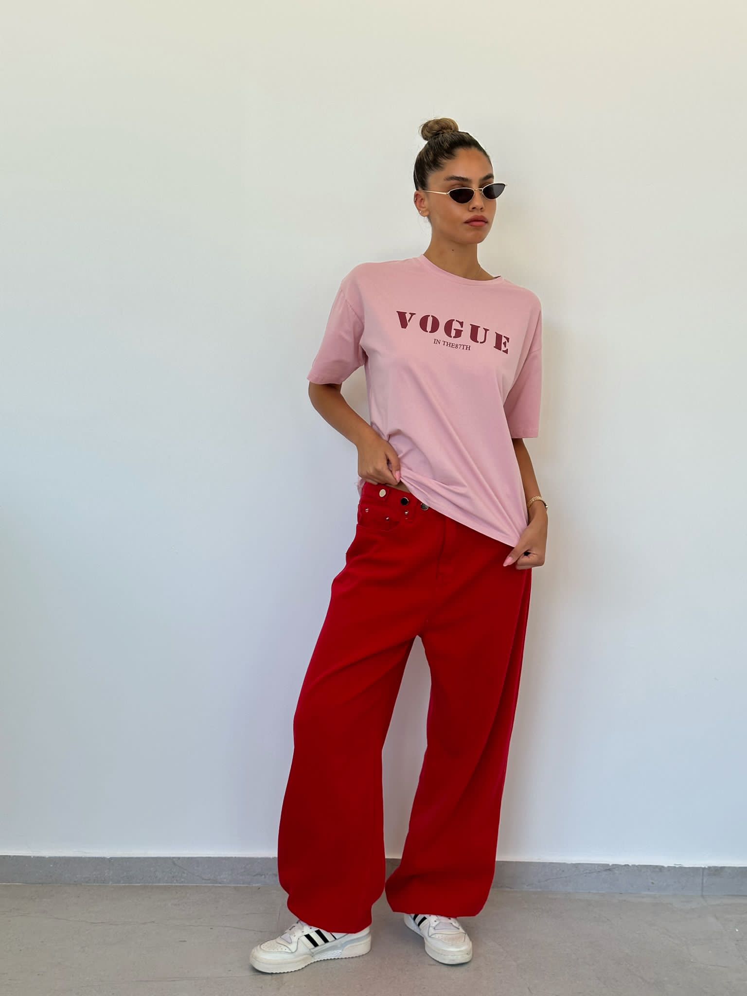 ג'ינס ג'וי אדום