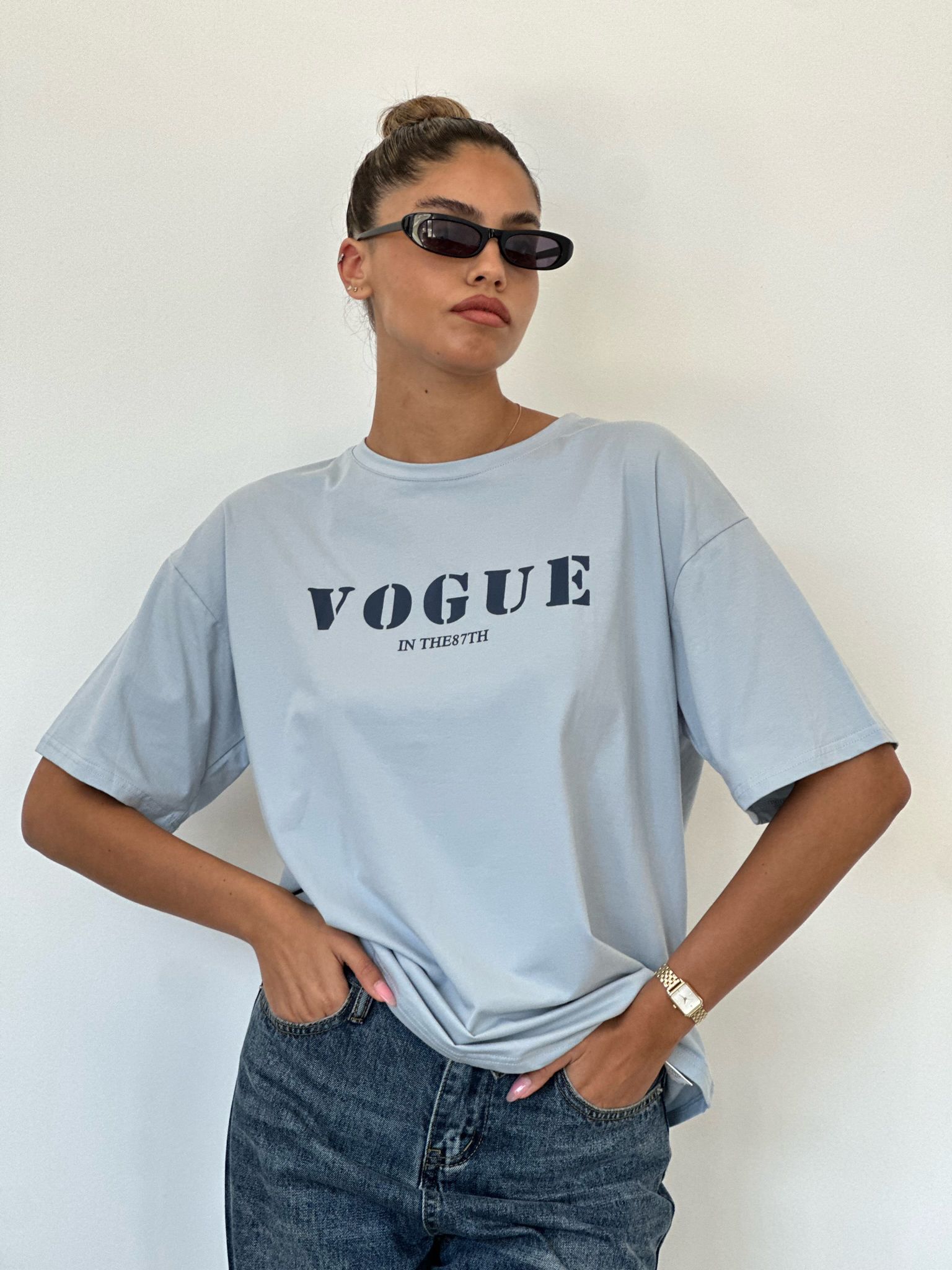 חולצת ויק אפור