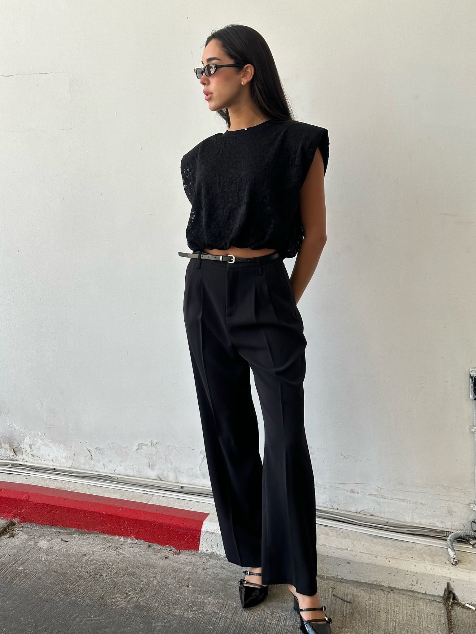 חולצת קרופ אנה שחור