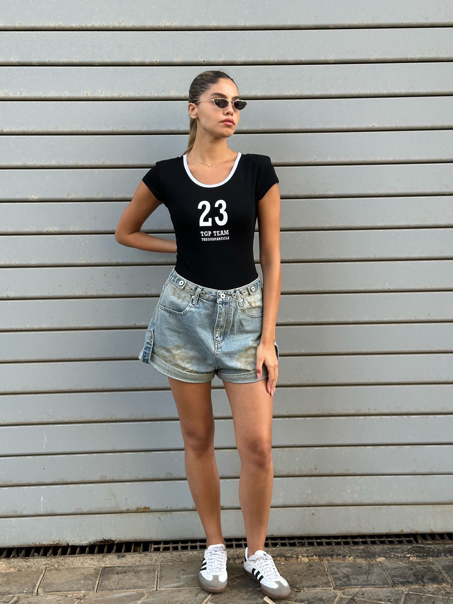 מכנס ג'ינס ארי