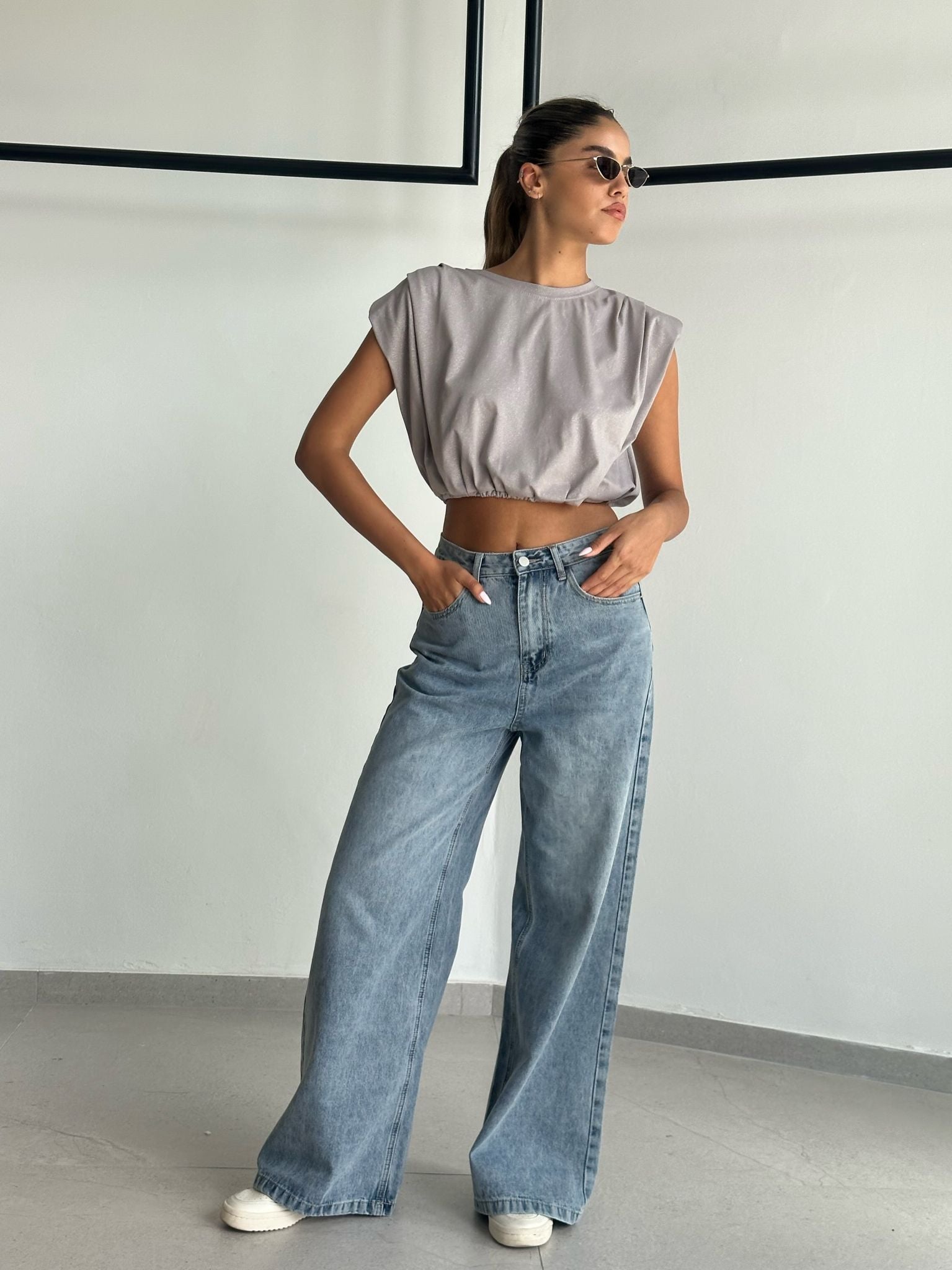 חולצת קרופ בילי אפור