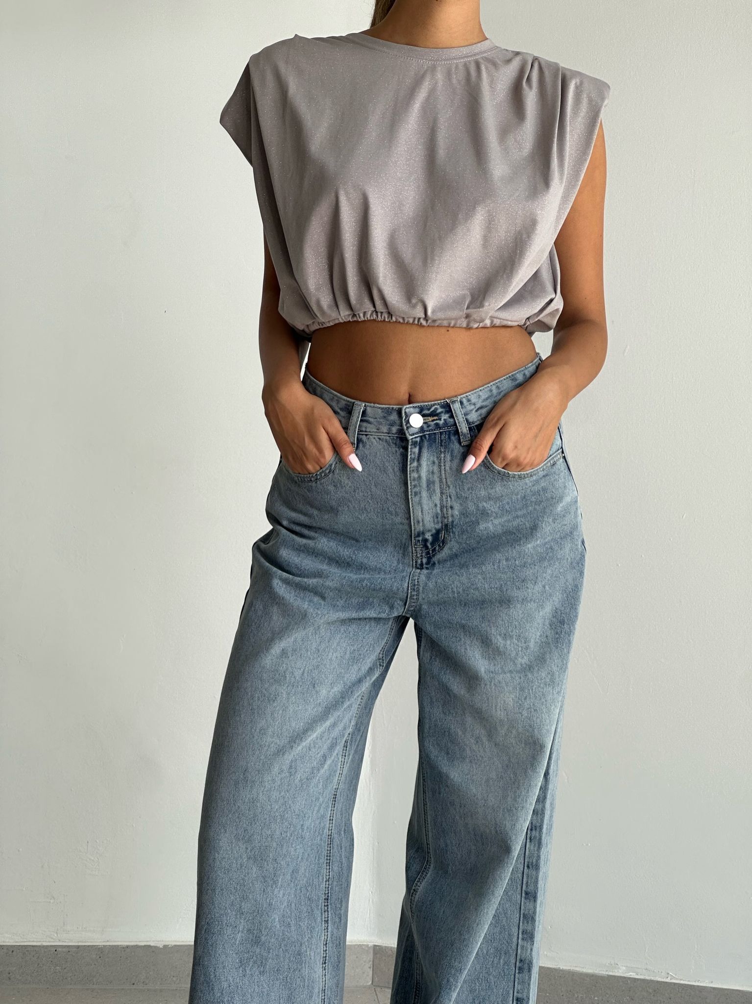 חולצת קרופ בילי אפור