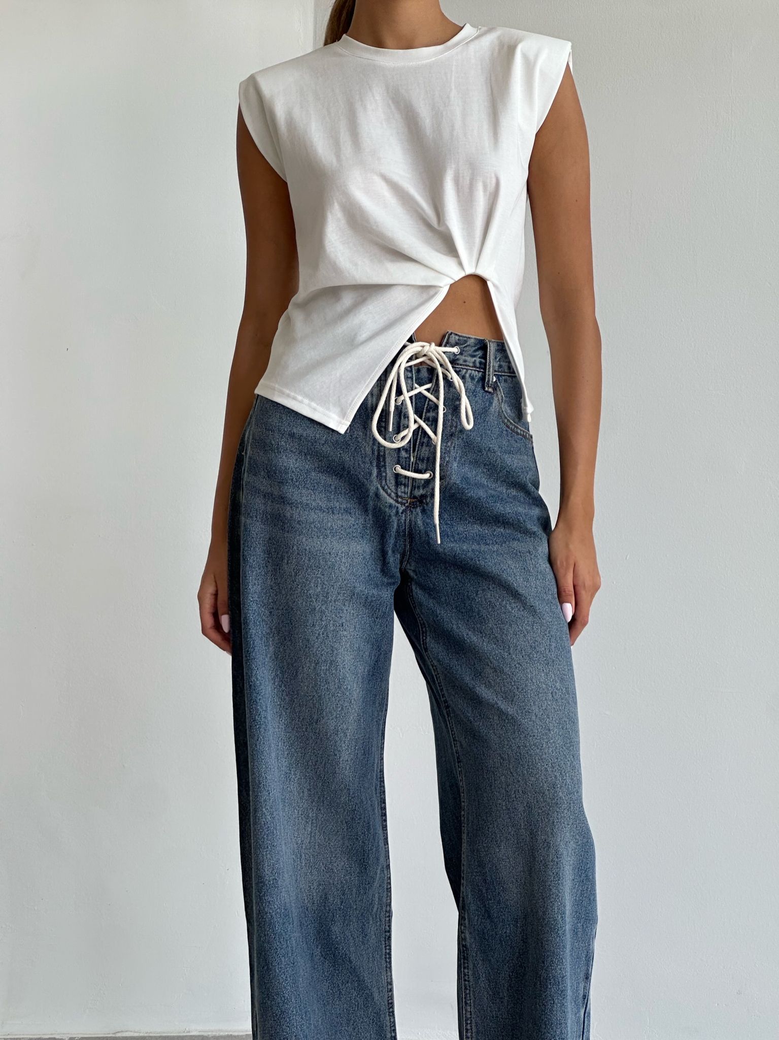 ג'ינס שיר כחול