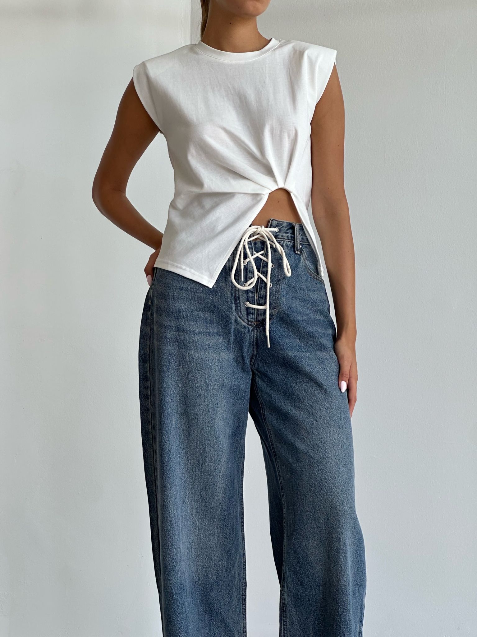 ג'ינס שיר כחול