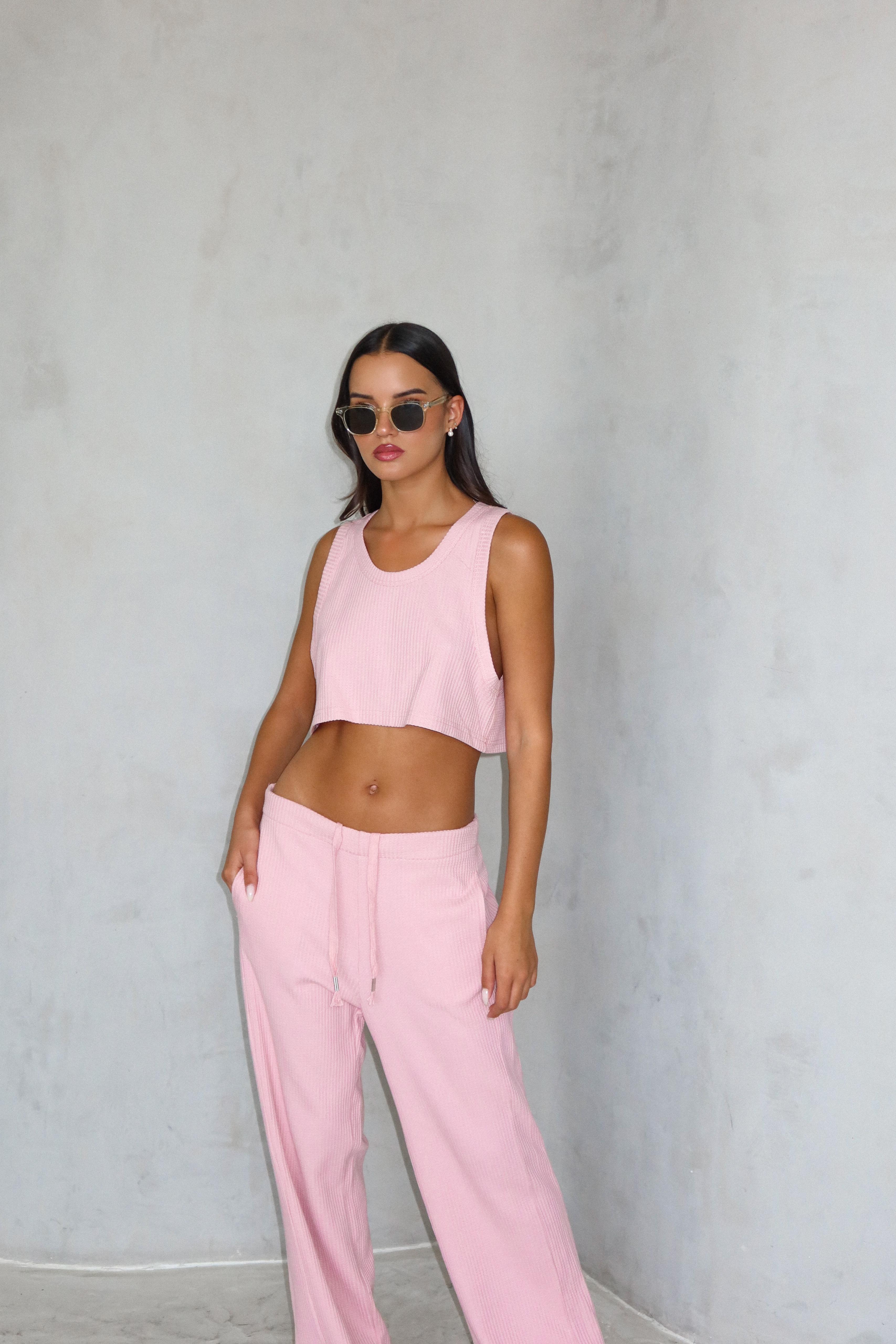 חליפת ממסי ורוד