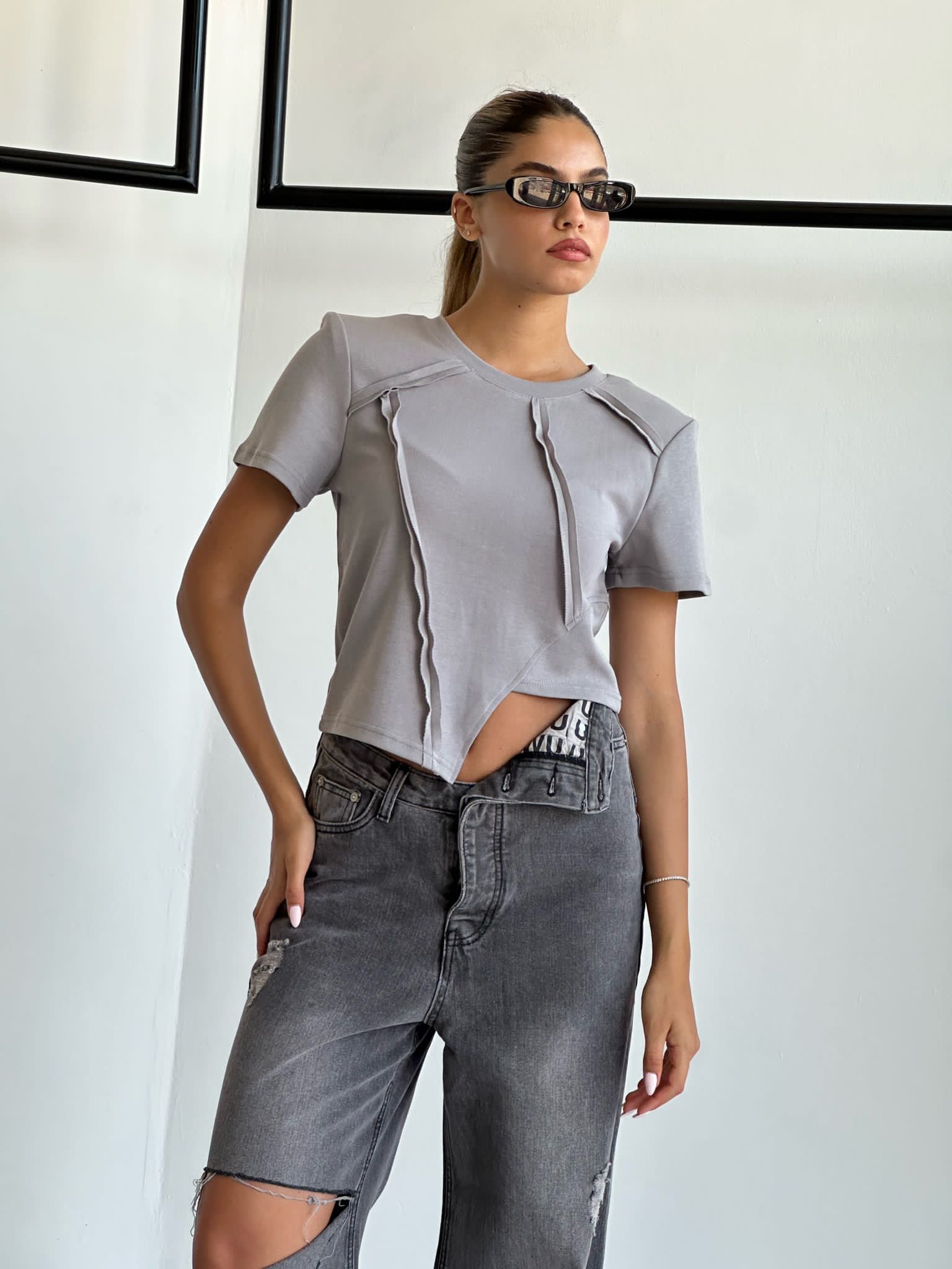 חולצת טורי אפור ווש