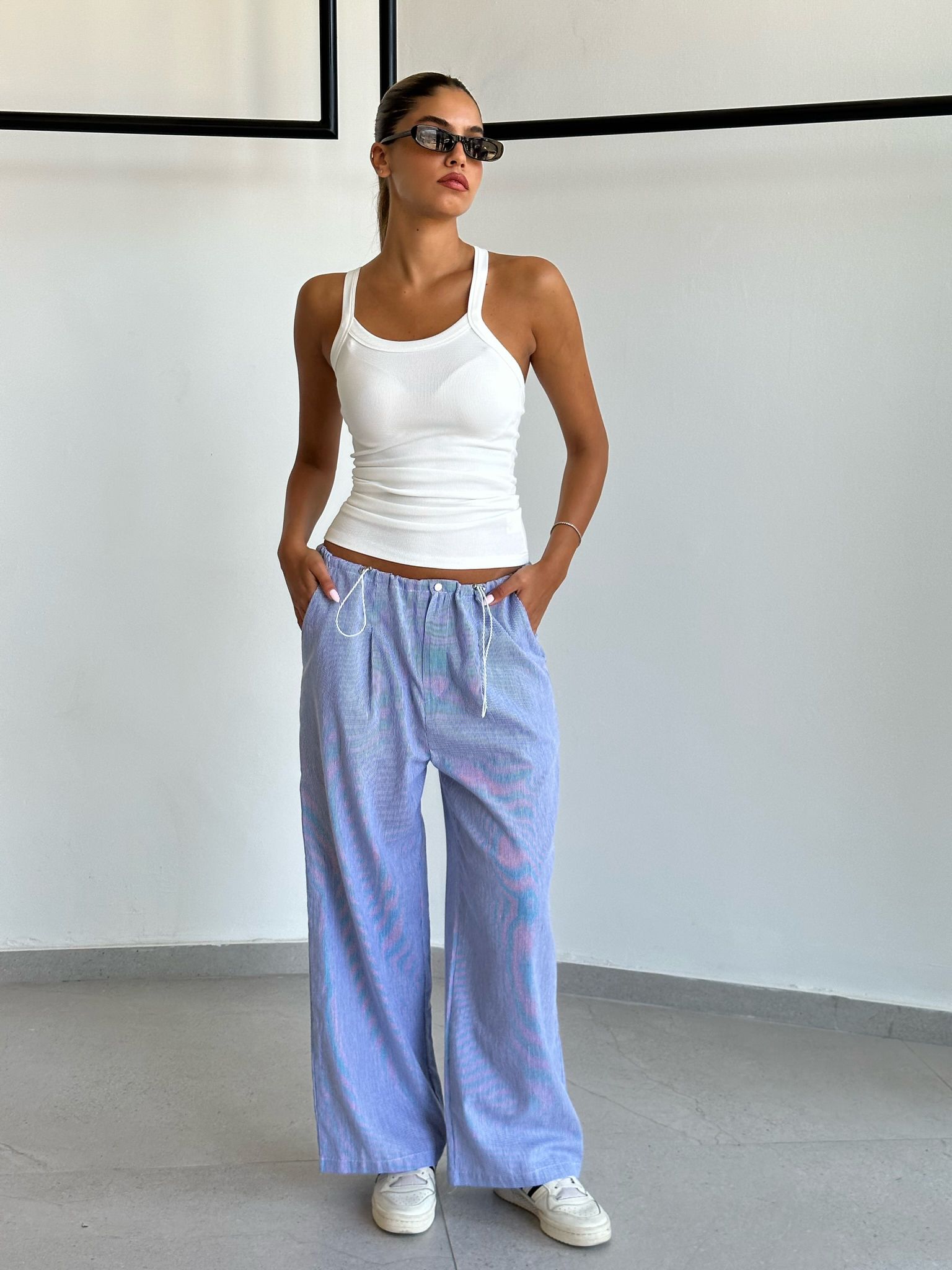 גופיה נוף לבן