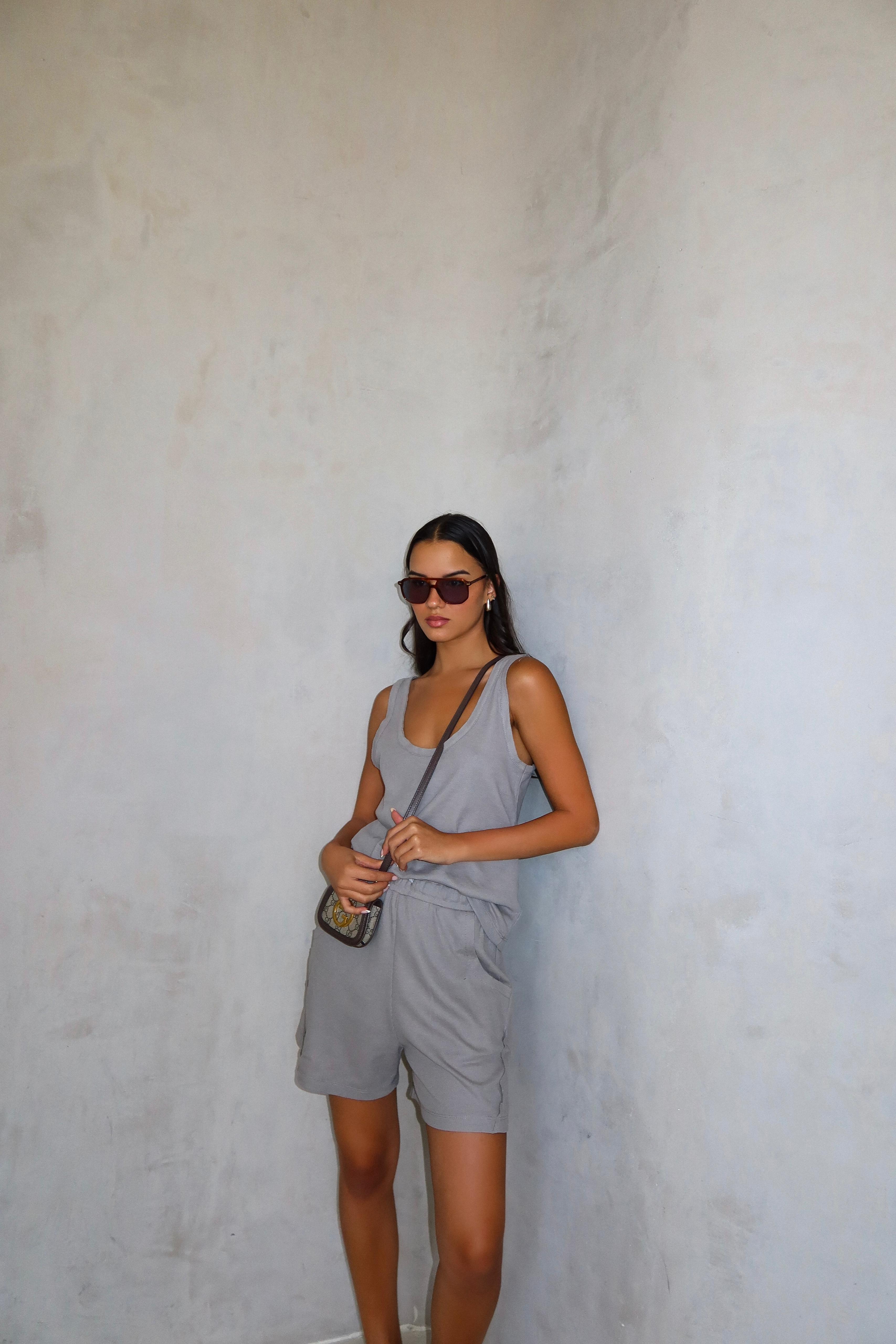 חליפת שורט מריס זית