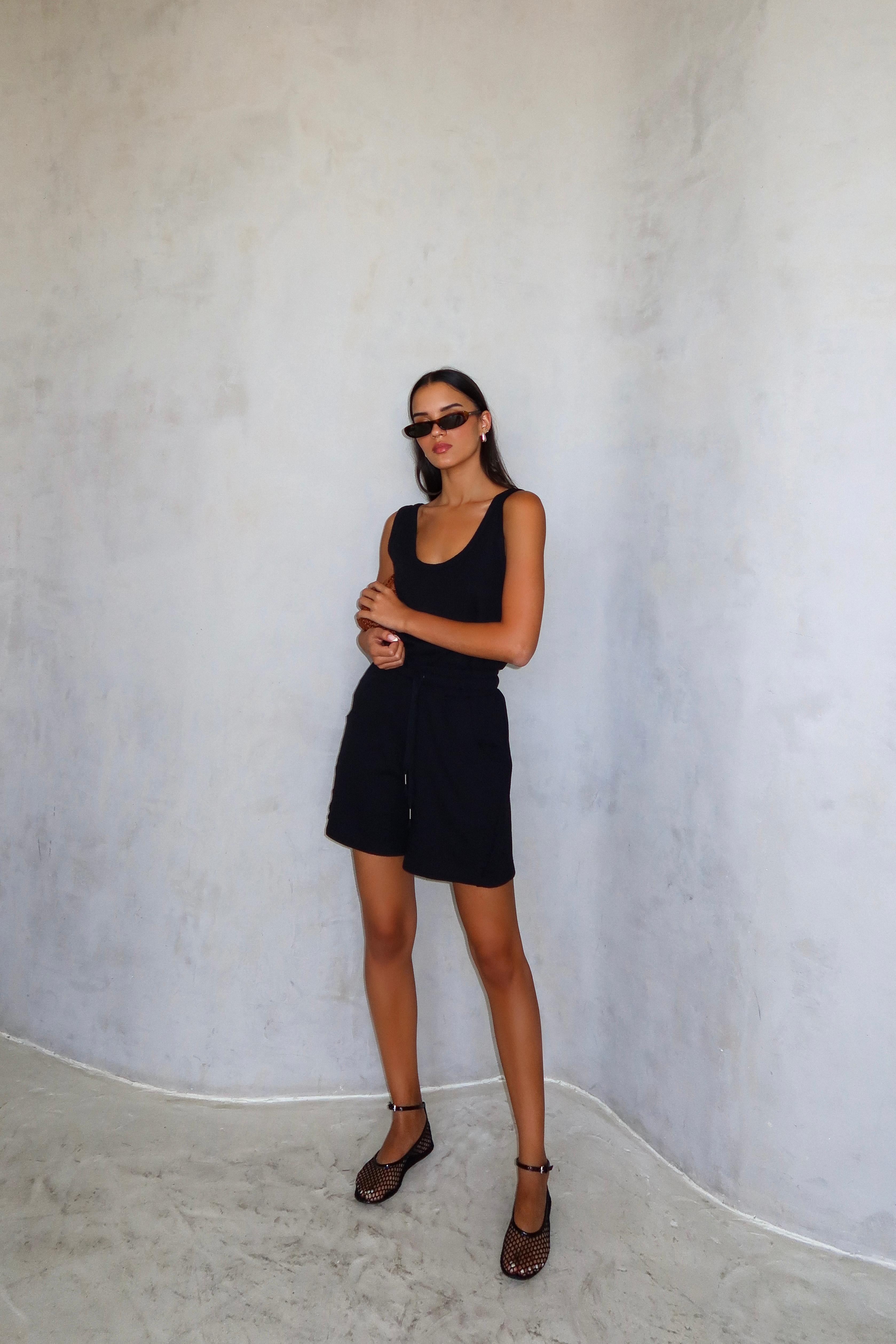 חליפת שורט מריס שחור